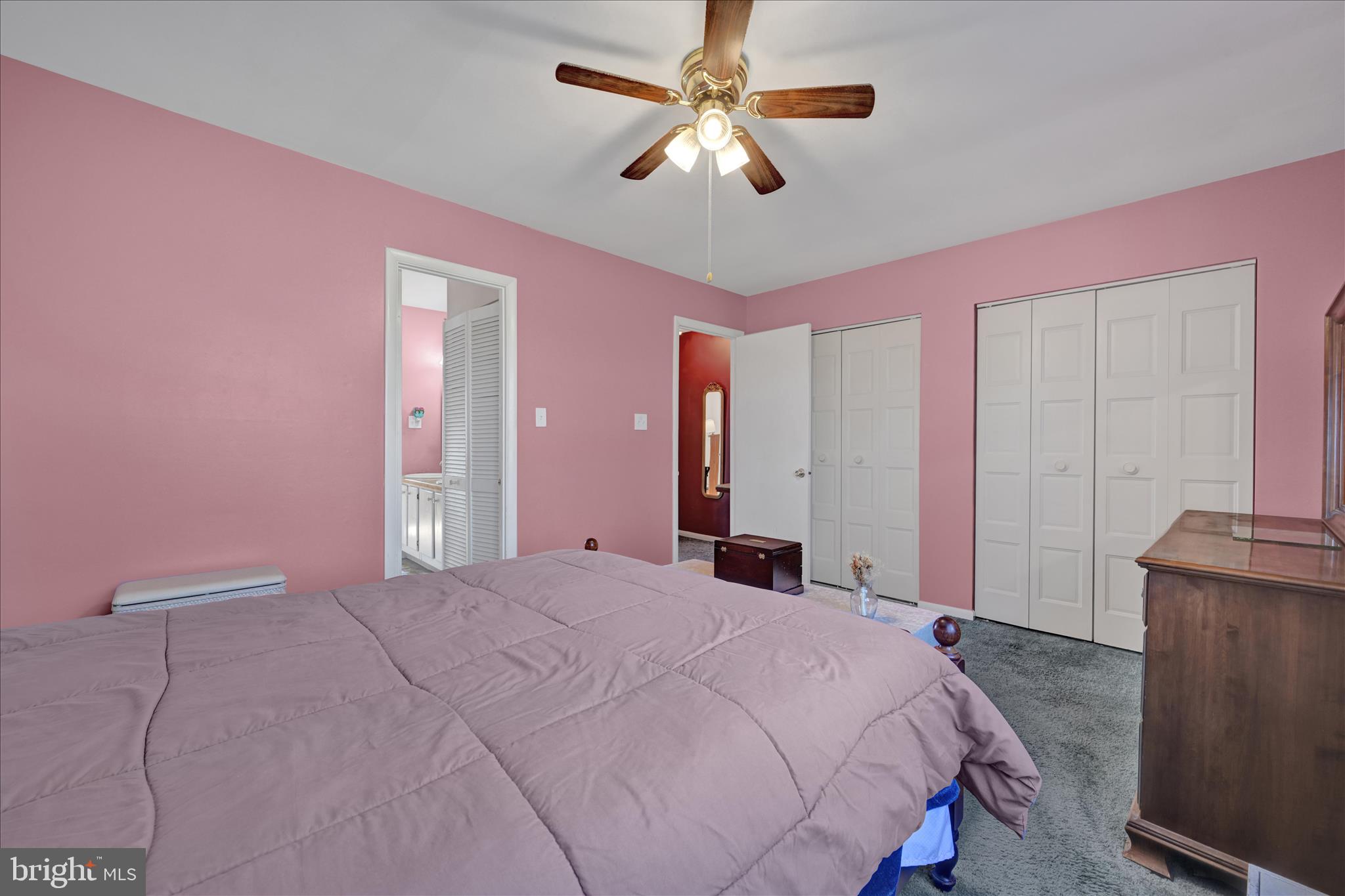 SHREINER VILLAGE - Residential