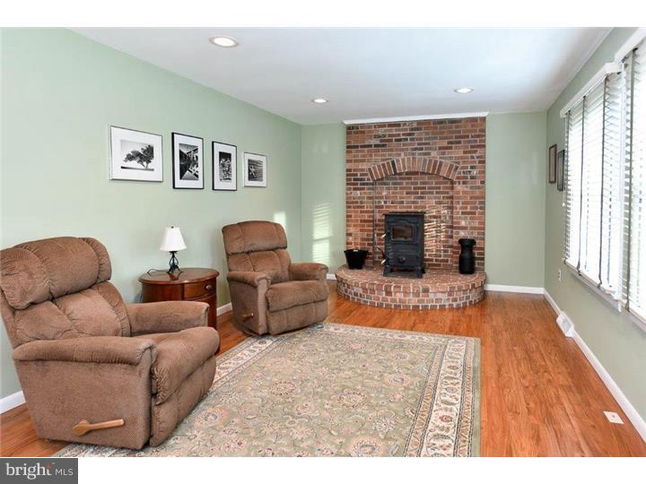 LOCUST KNOLLS - Residential