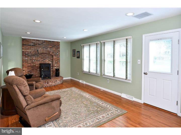 LOCUST KNOLLS - Residential