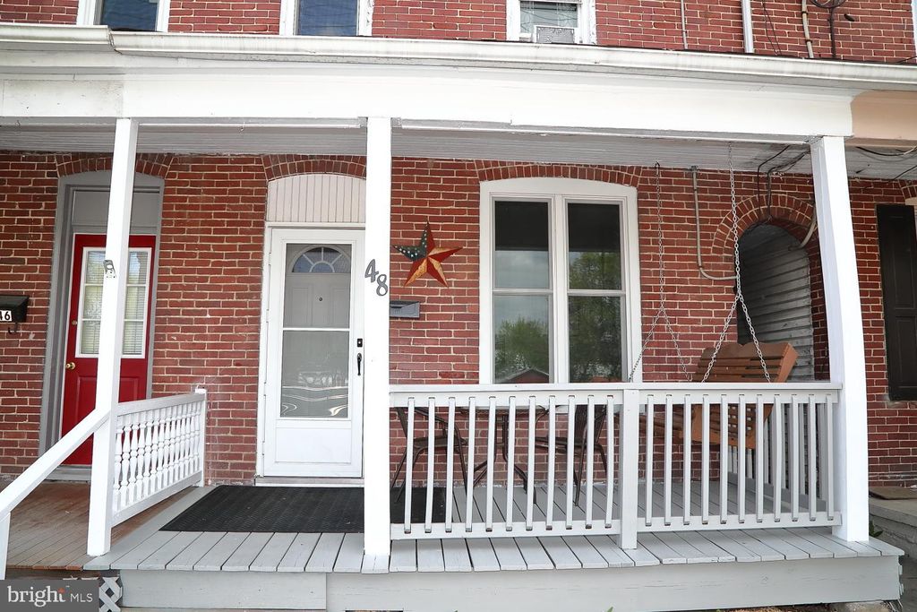 Photo of 48 N POPLAR ST, ELIZABETHTOWN, PA 17022 (MLS # PALA2033776)