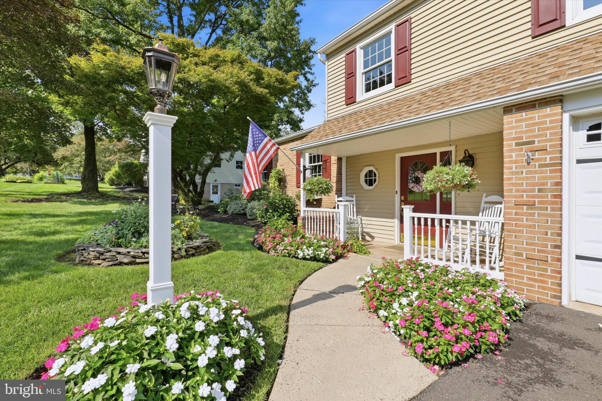 66 HICKORY LANE