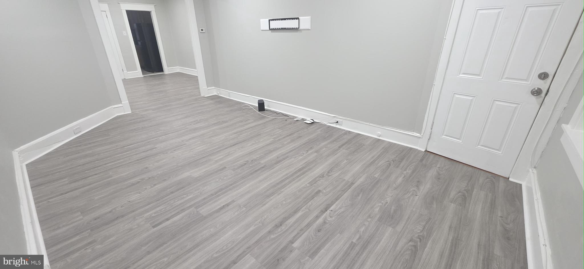 FRANKFORD - Residential Lease