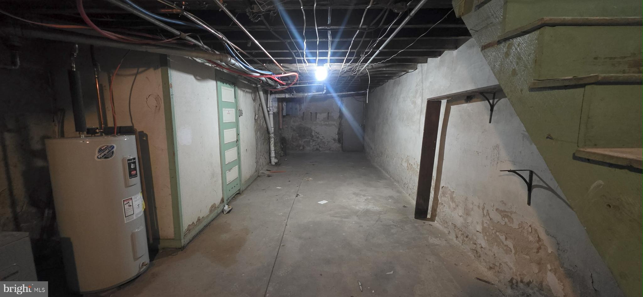 FRANKFORD - Residential Lease