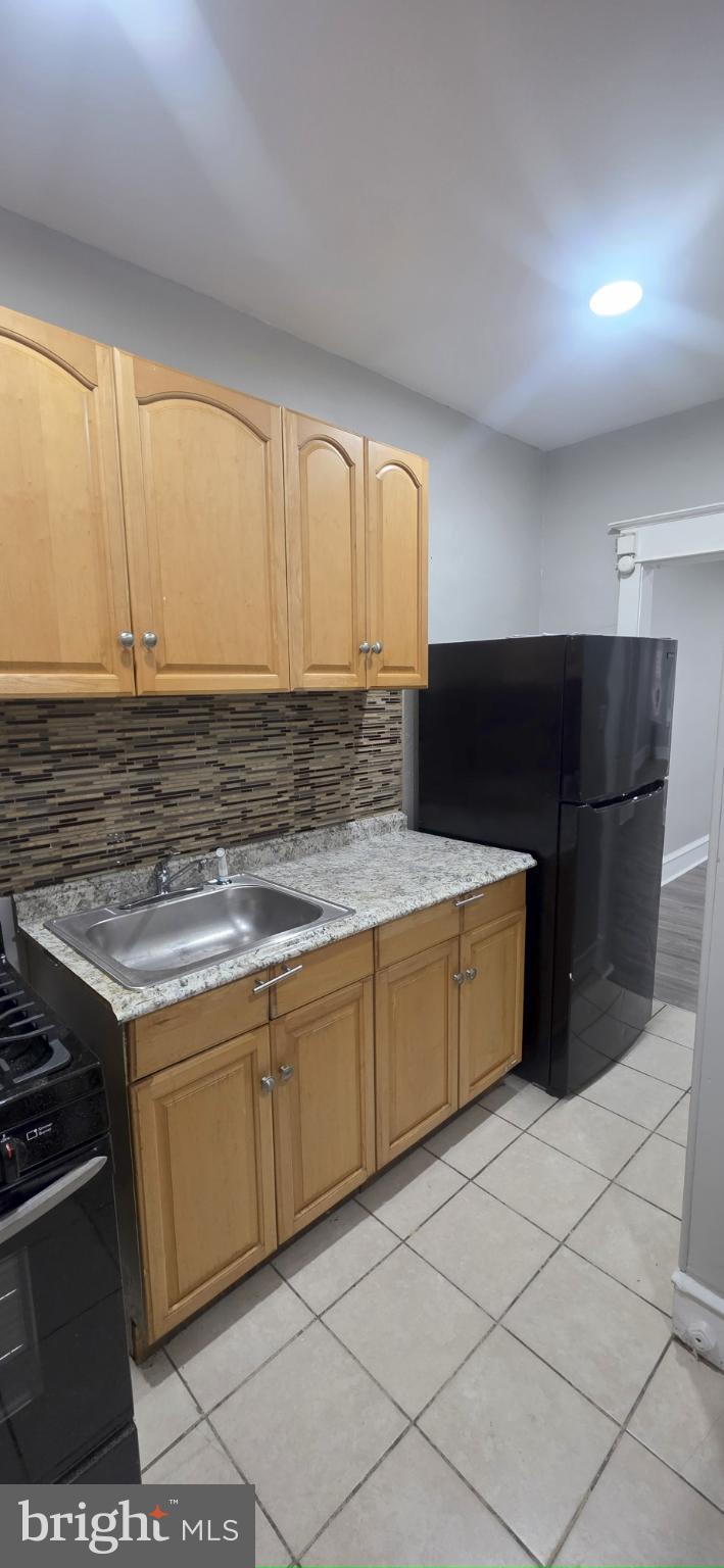 FRANKFORD - Residential Lease