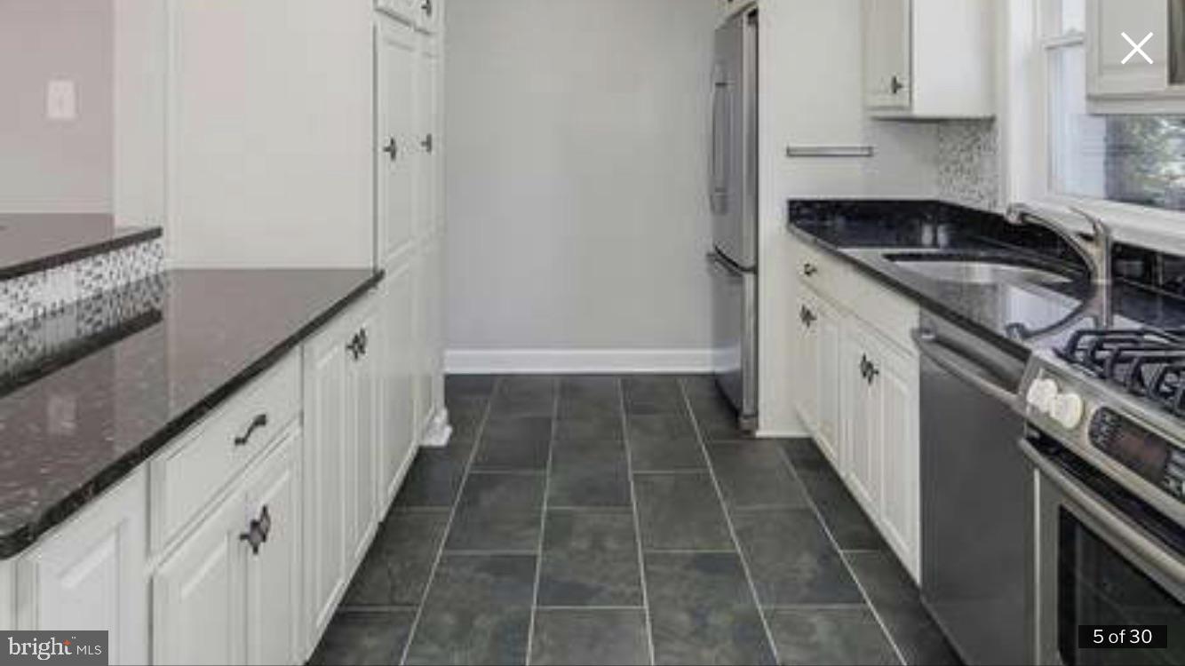 WARWICK VILLAGE - Residential Lease