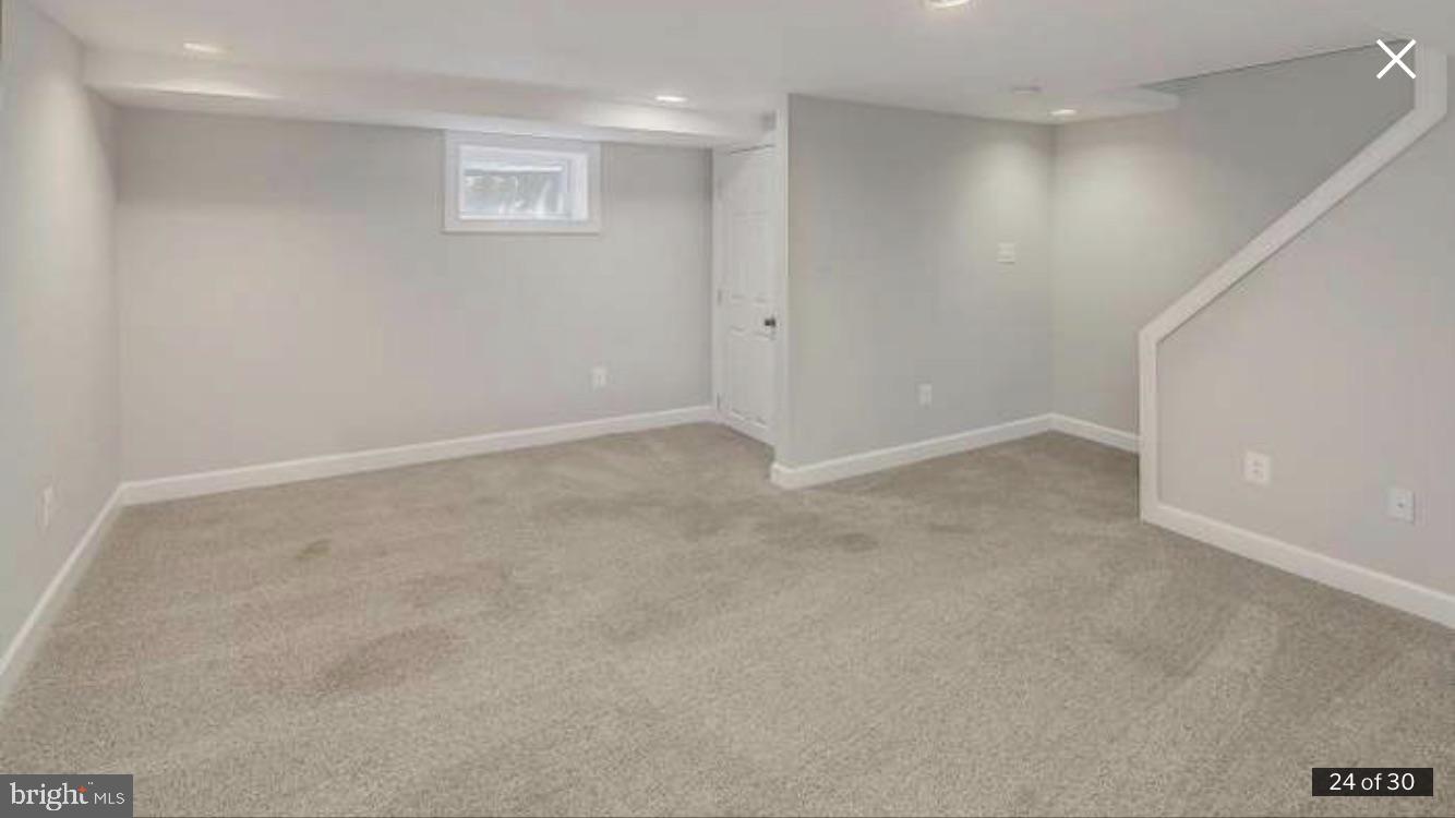 WARWICK VILLAGE - Residential Lease