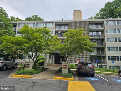 4415 BRIARWOOD COURT N 11 ANNANDALE VA 22003