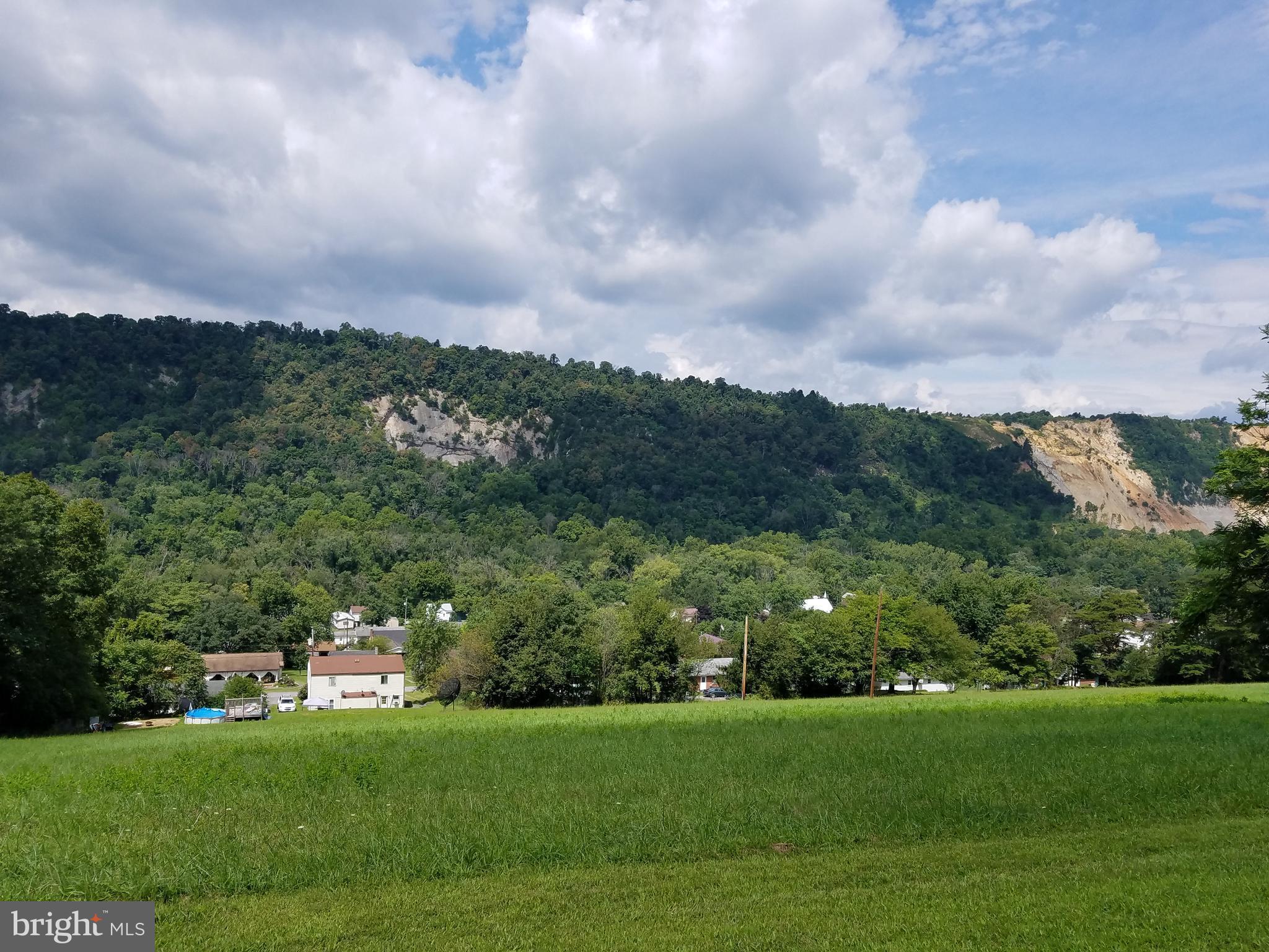 BERKELEY SPRINGS - Residential