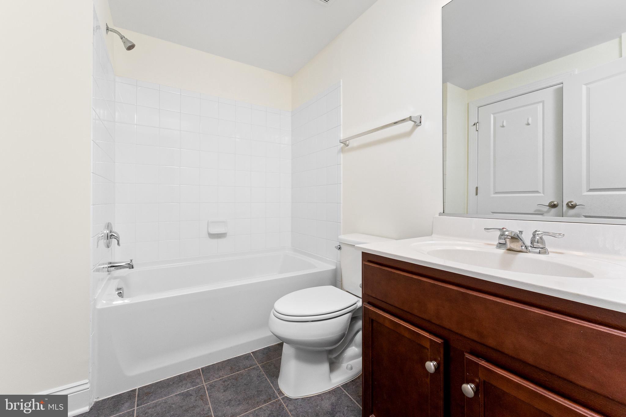 GROVE AT WILLOWSFORD - Residential