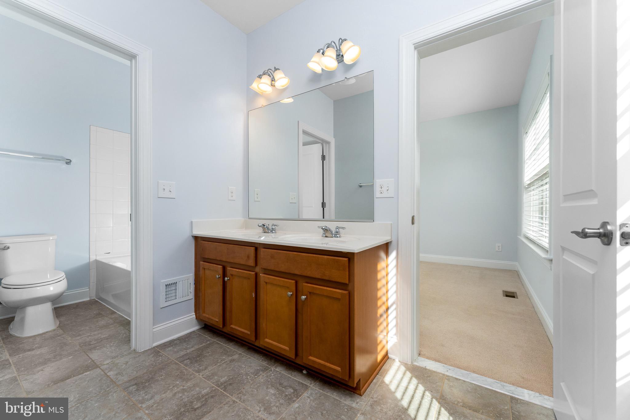 GROVE AT WILLOWSFORD - Residential