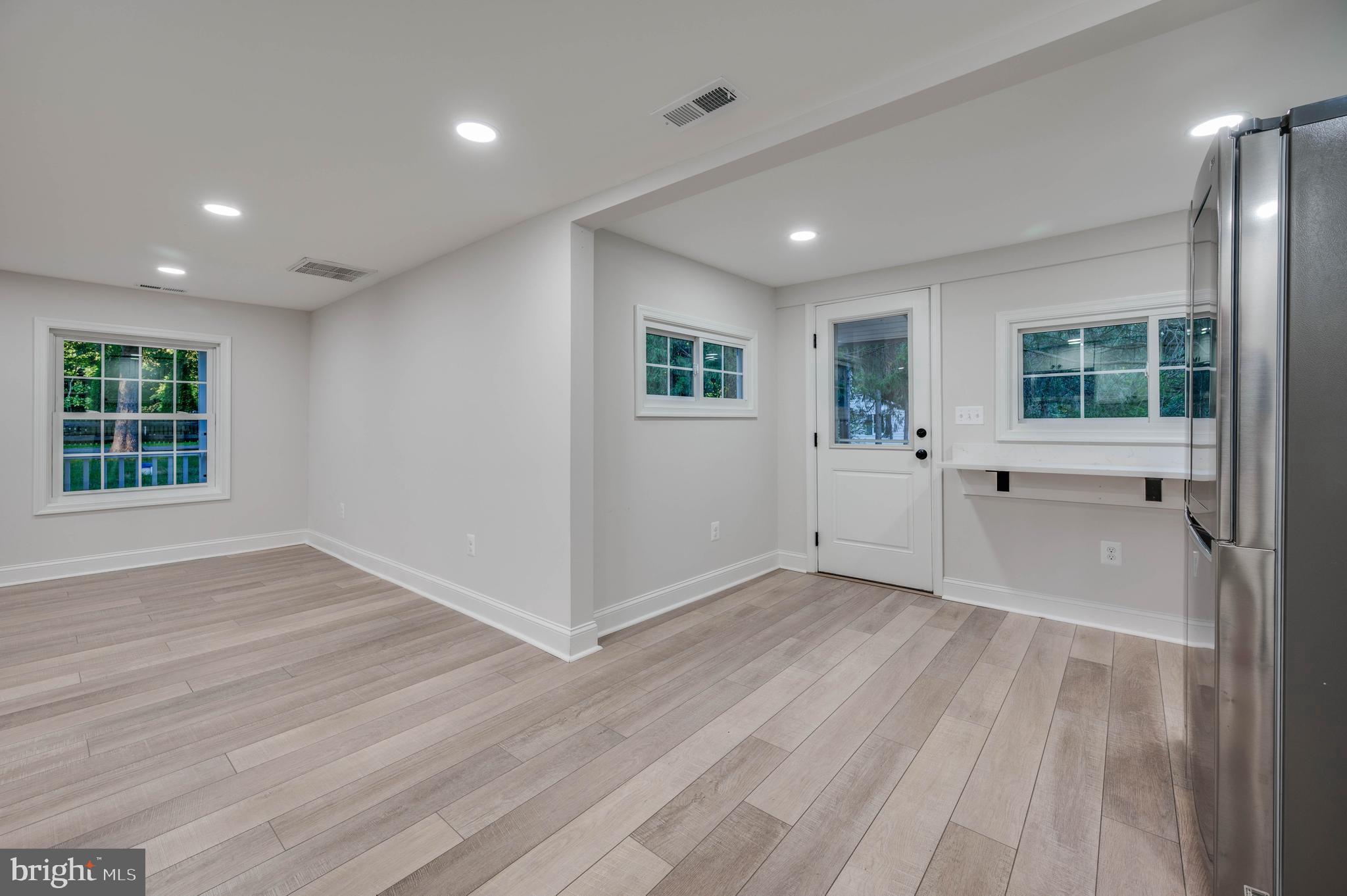 MONKTON - Residential Lease