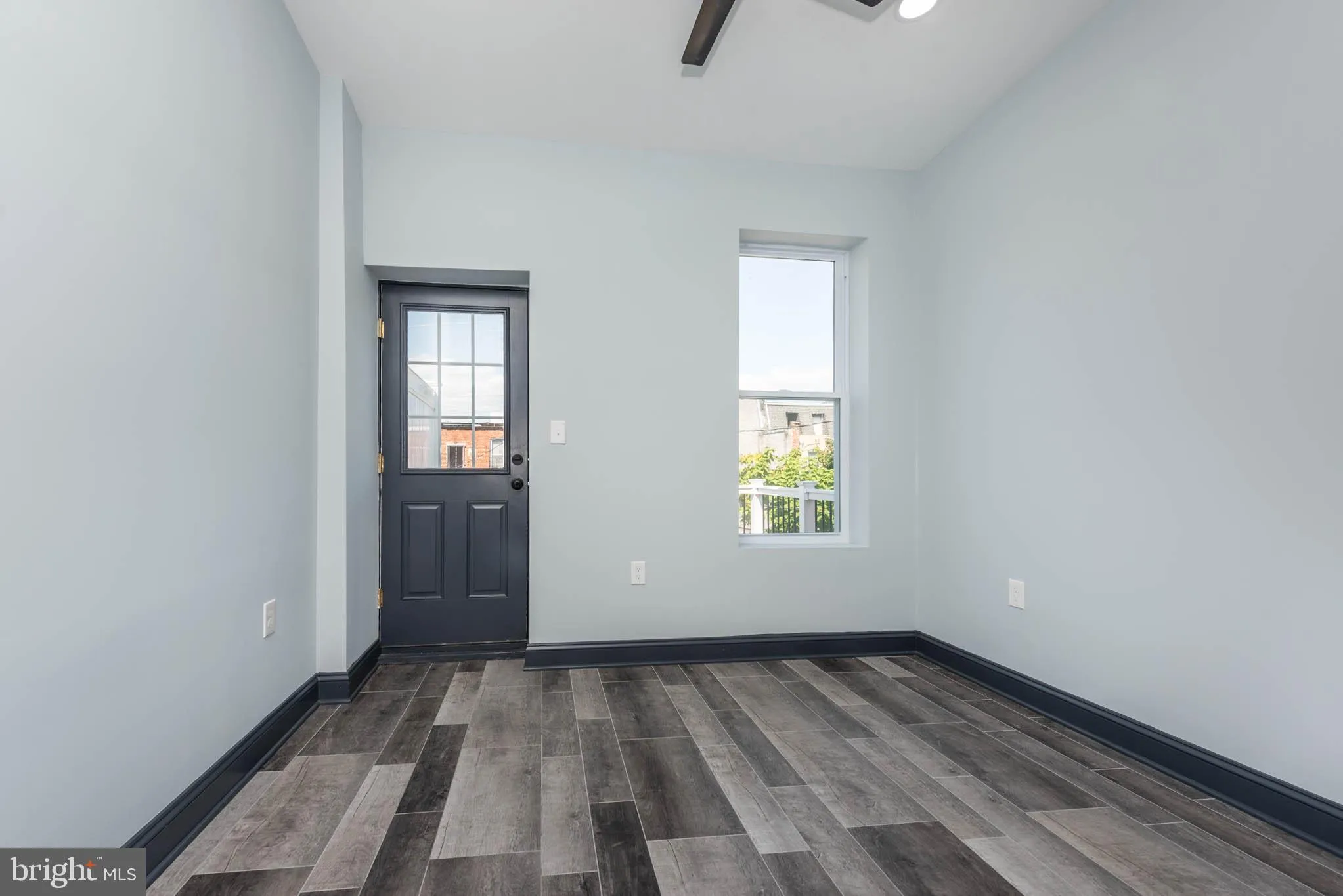 Baltimore, Maryland 21217, United States, 4 Bedrooms Bedrooms, ,Residential,Pending,77575