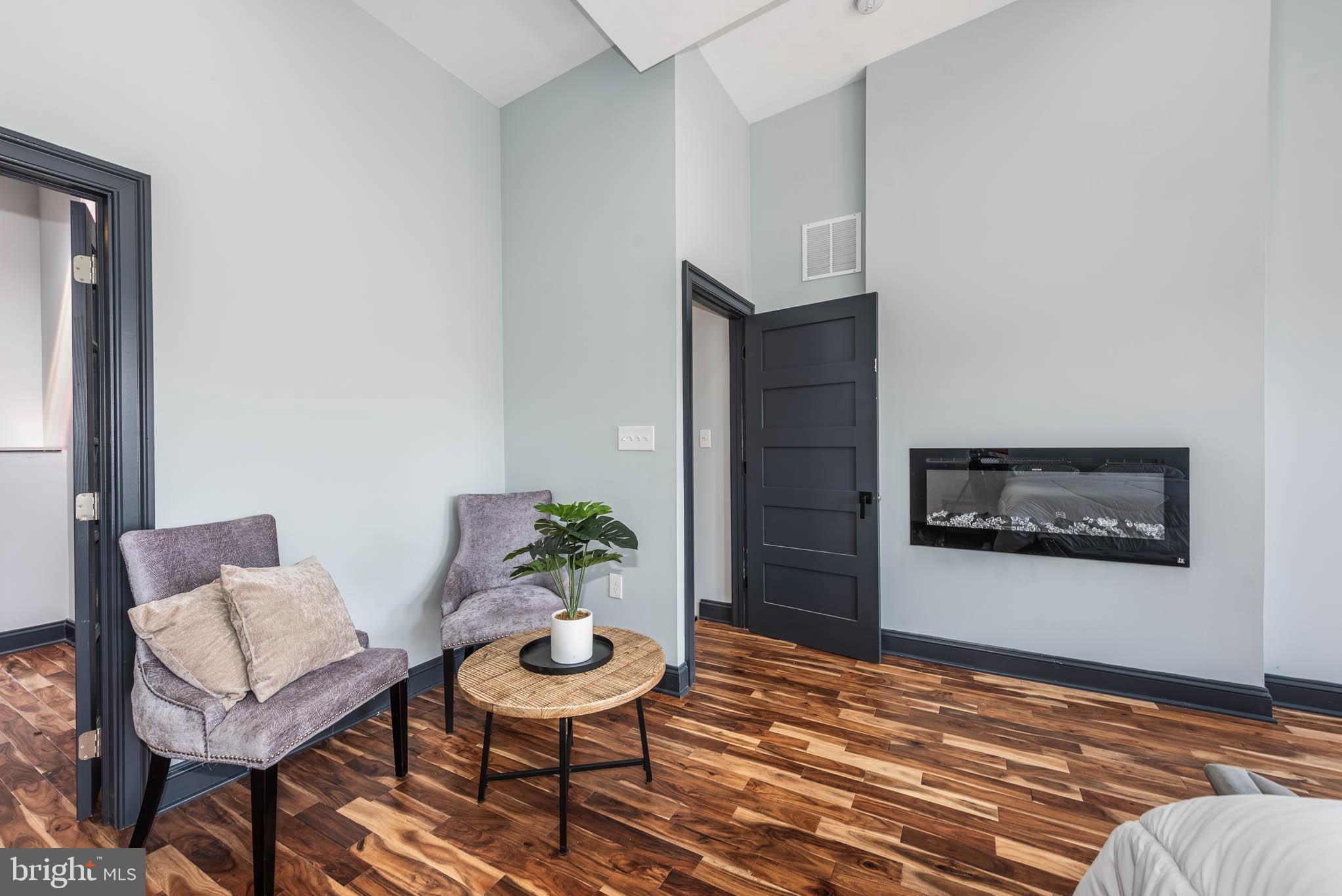 RESERVOIR HILL - Residential Income