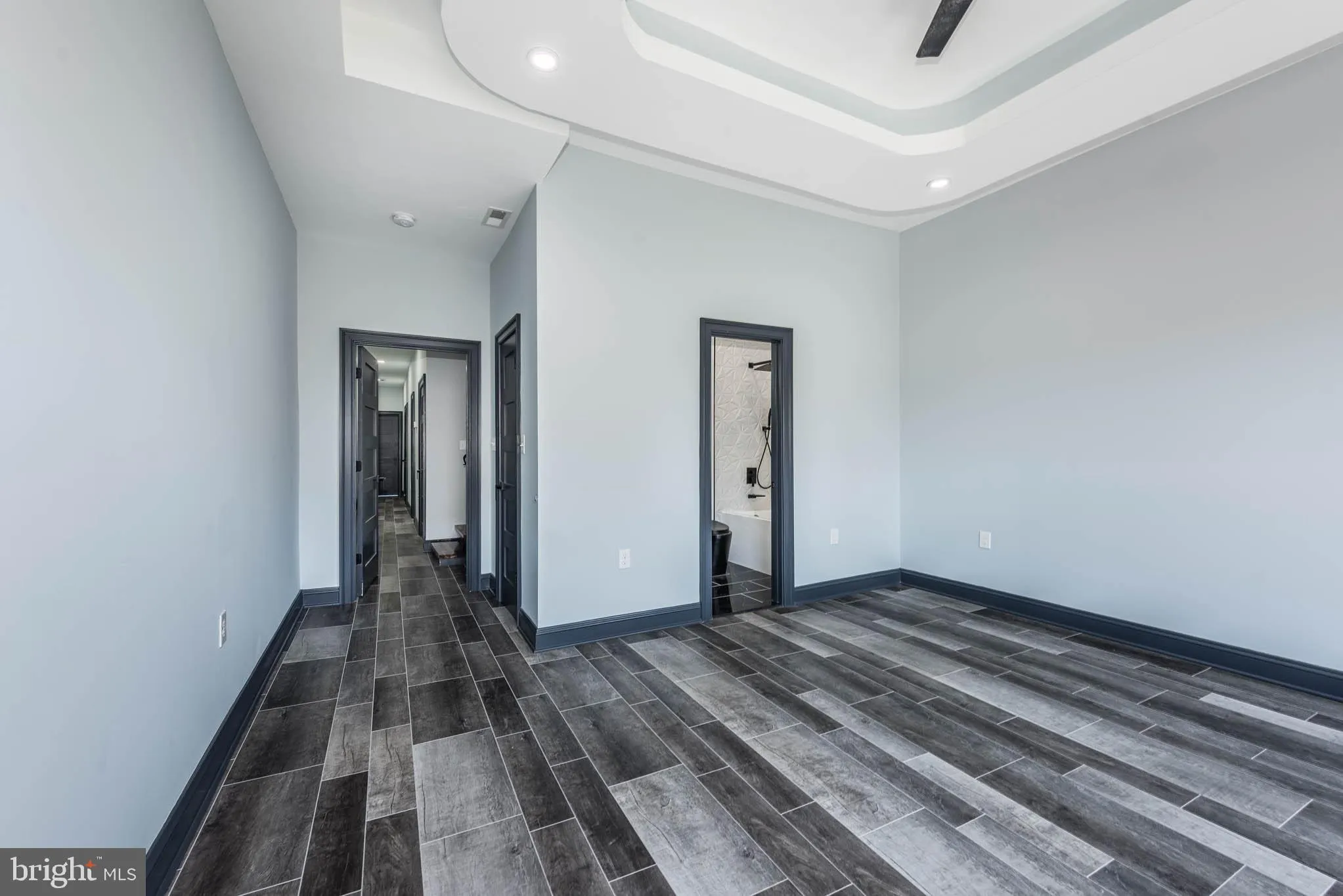 Baltimore, Maryland 21217, United States, 4 Bedrooms Bedrooms, ,Residential,Pending,77575