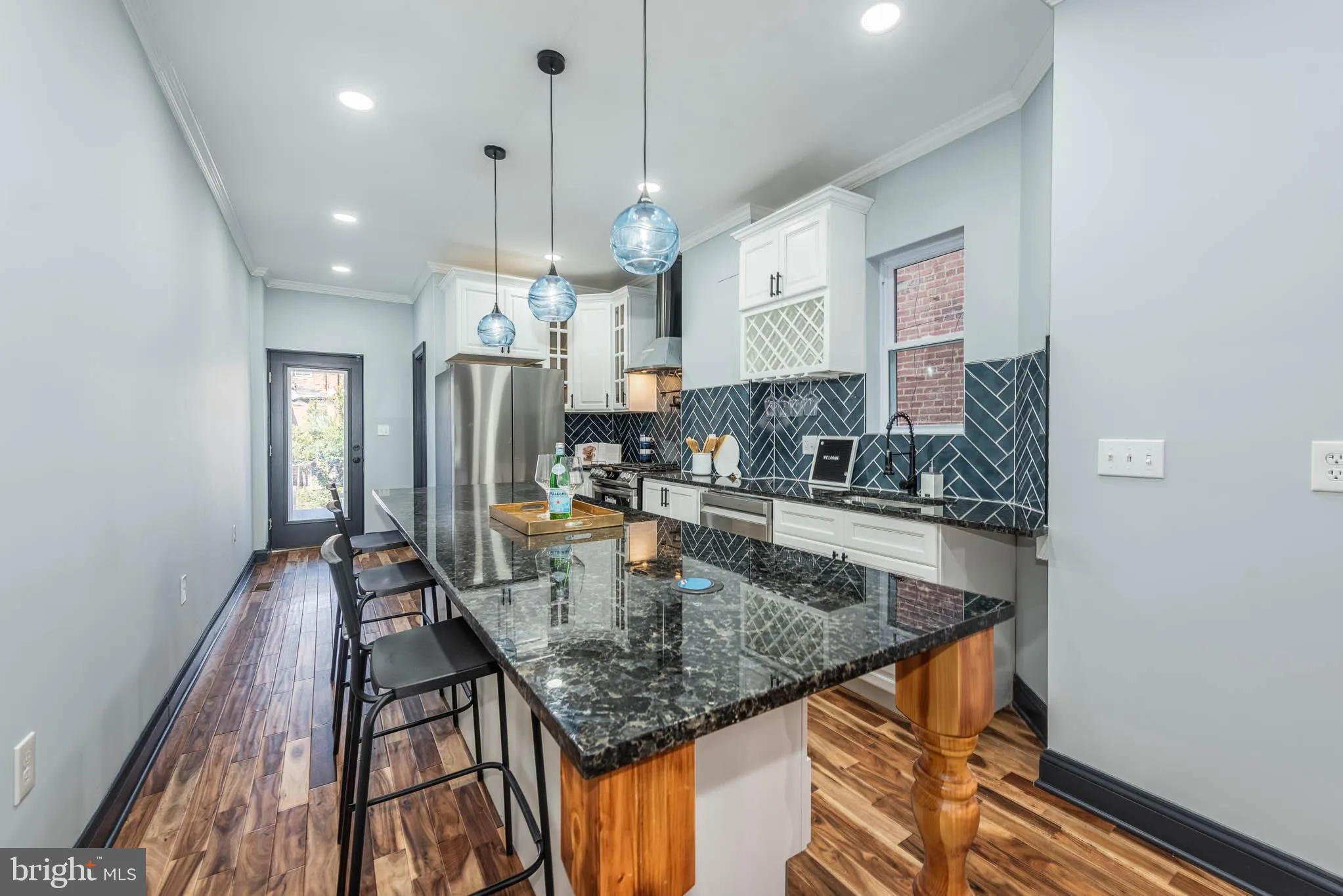 Baltimore, Maryland 21217, United States, 4 Bedrooms Bedrooms, ,Residential,Pending,77575