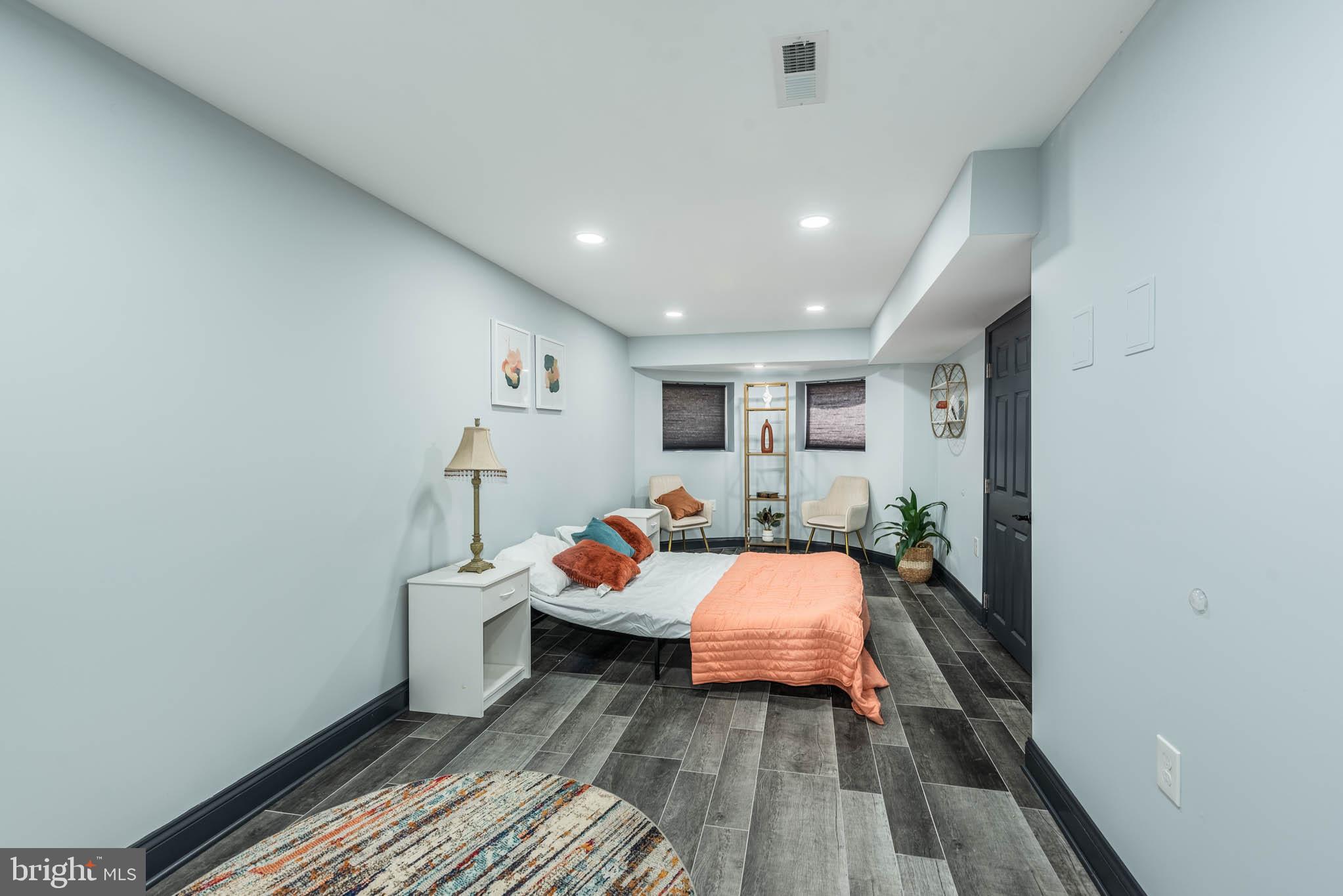RESERVOIR HILL - Residential Income