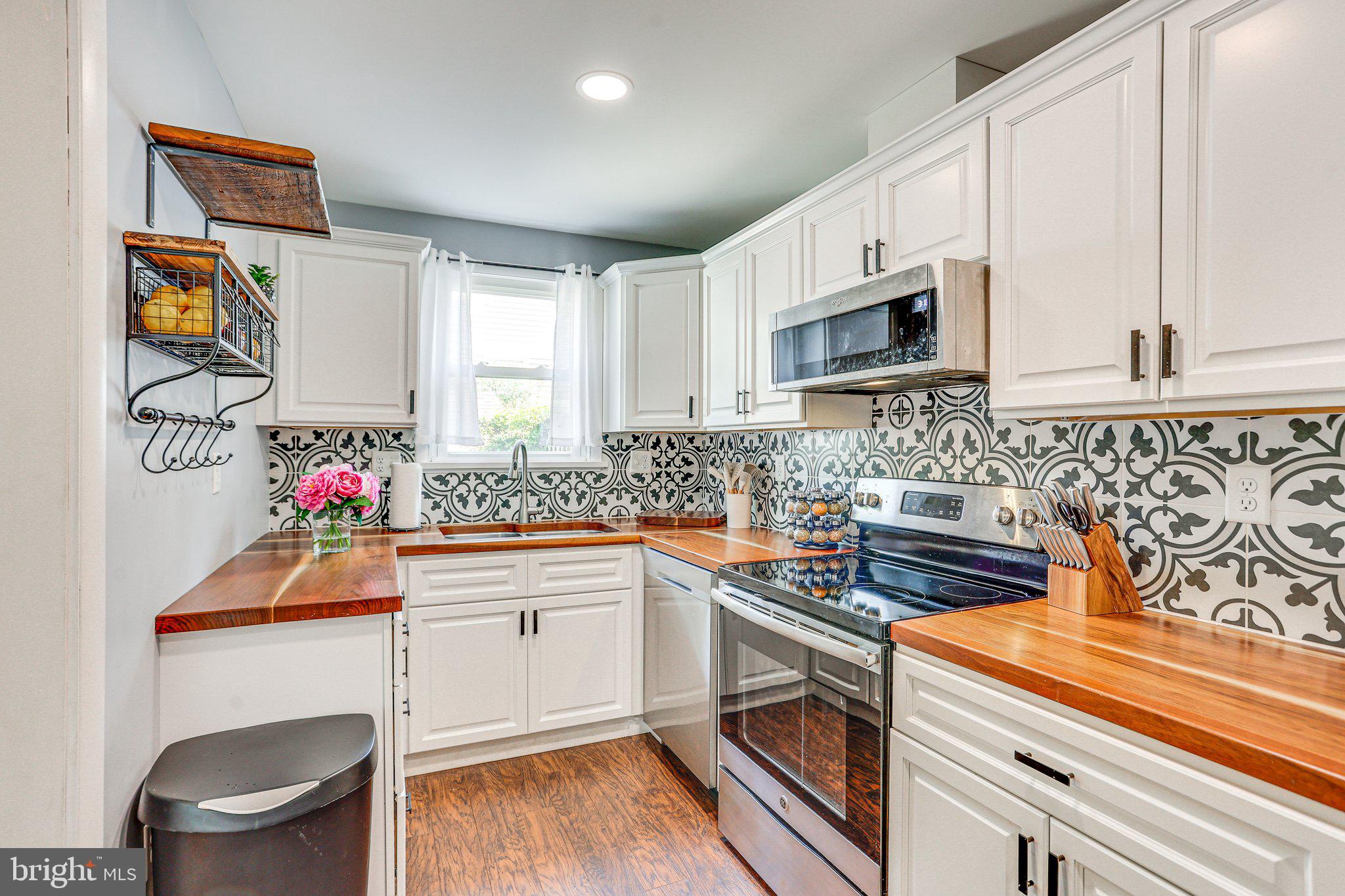 ANNVILLE TOWNSHIP - Residential