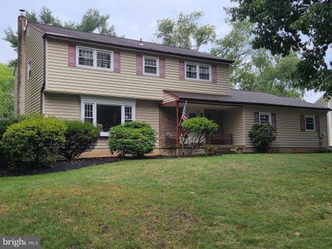Homes For Sale - 985 Garey Drive<br/> YARDLEY, PA 19067