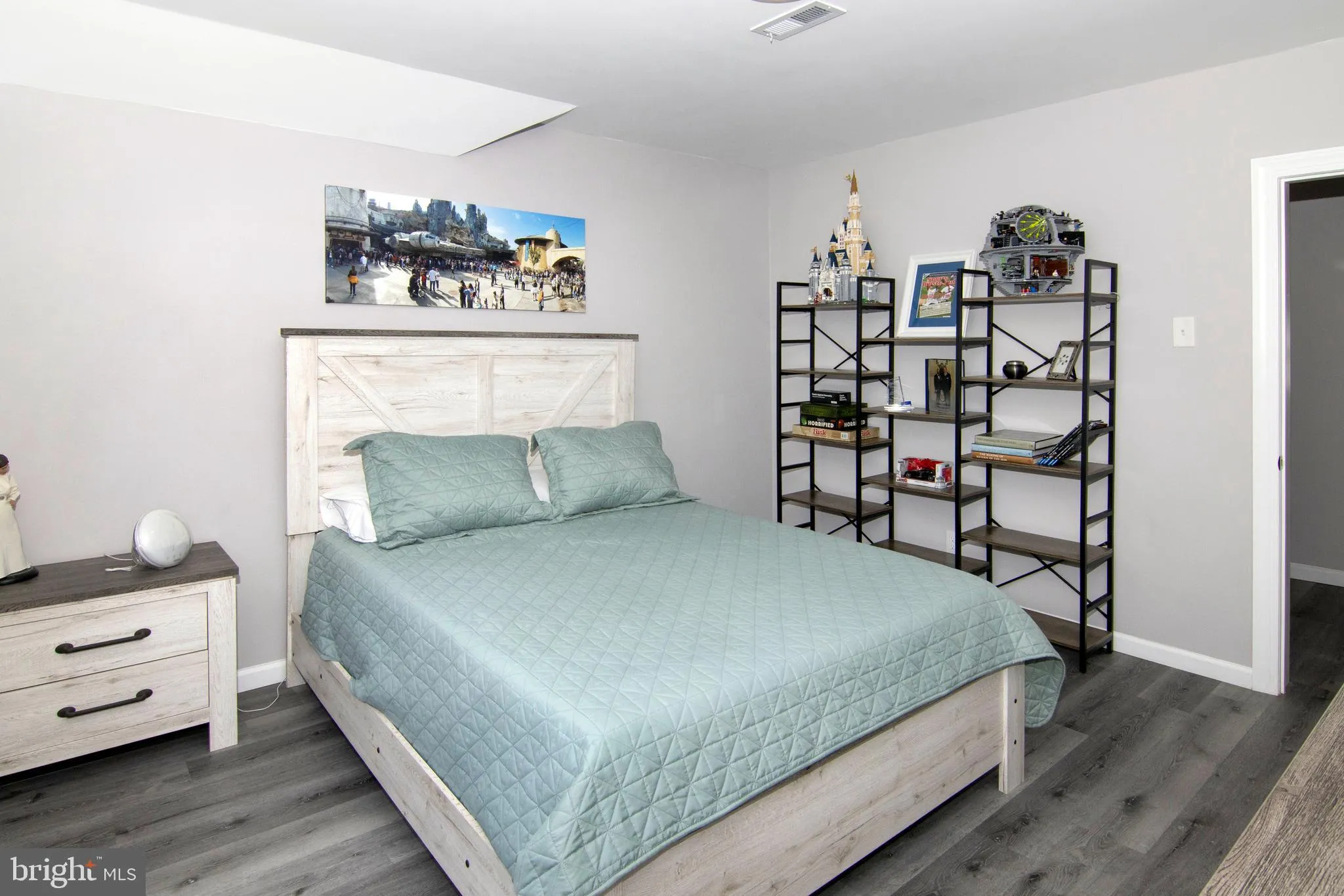 Oaklyn, New Jersey 08107, United States, 4 Bedrooms Bedrooms, ,3 BathroomsBathrooms,Residential,Coming Soon,156483