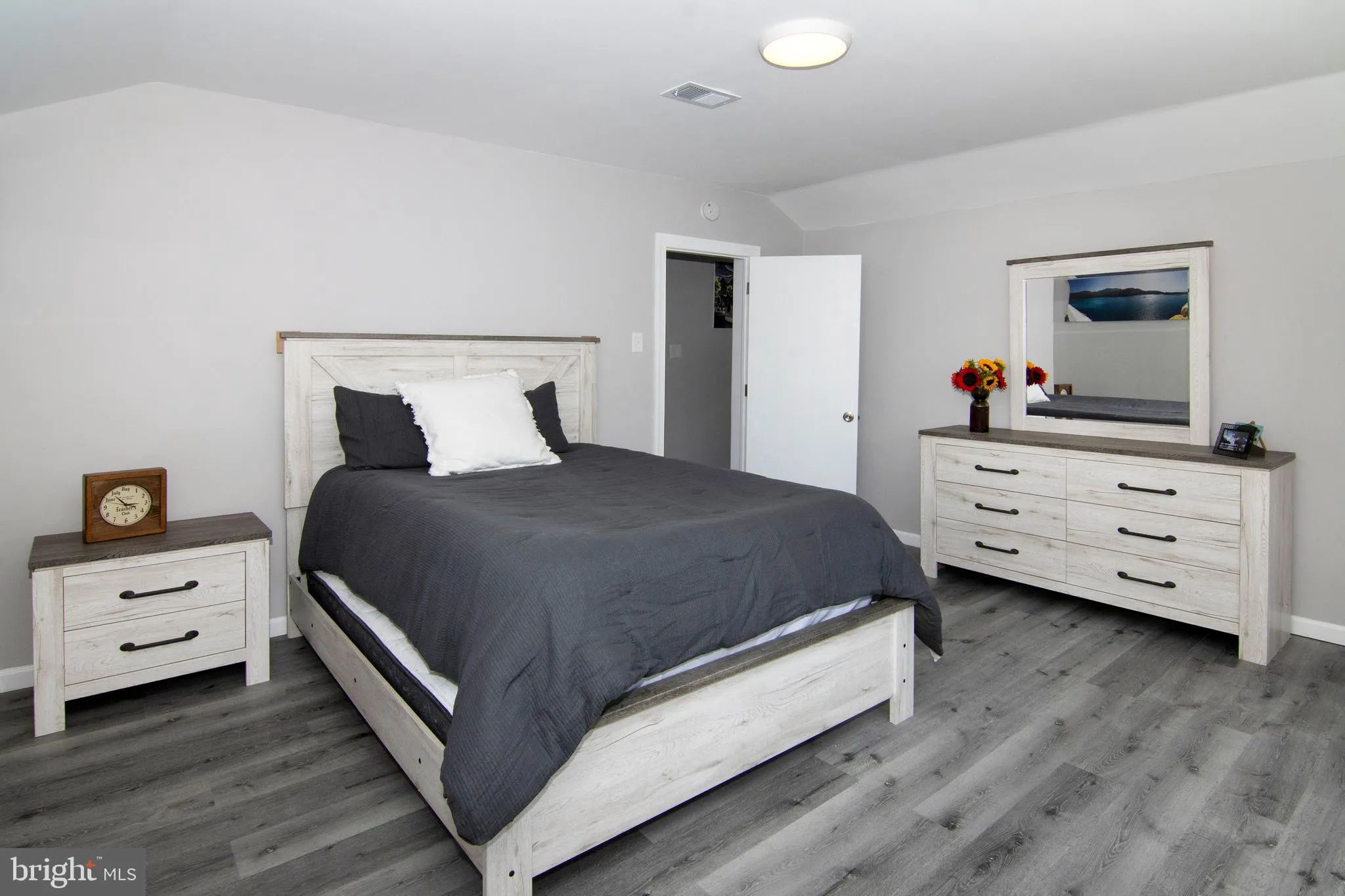 Oaklyn, New Jersey 08107, United States, 4 Bedrooms Bedrooms, ,3 BathroomsBathrooms,Residential,Coming Soon,156483