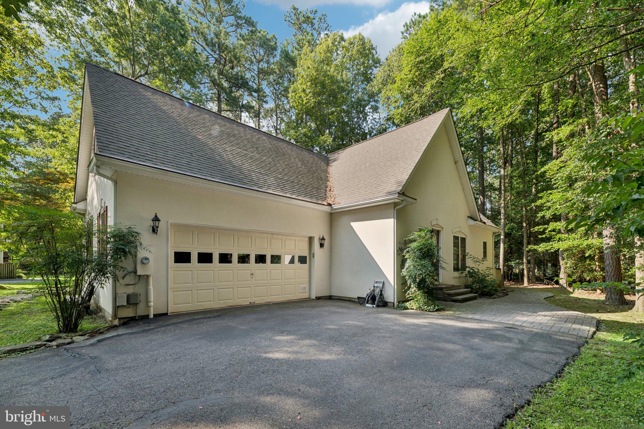 14715 JENNIFER COURT