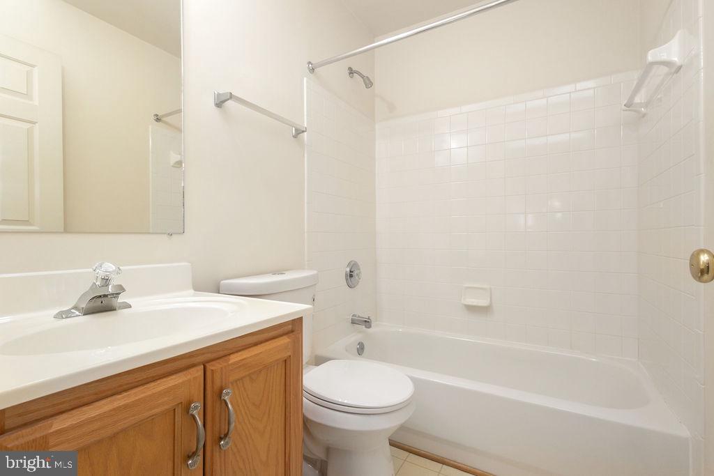 BRINKLEY PARK TOWN - Residential