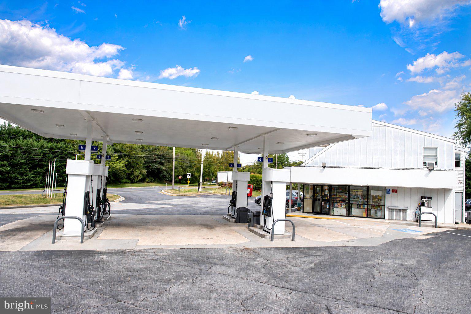 201 HANOVER PIKE