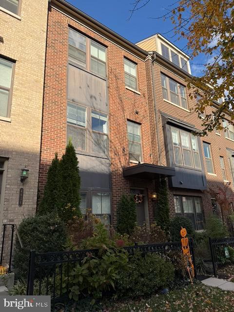 4638 WOODBERRY STREET