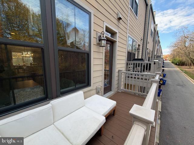 RIVERDALE PARK STATION - Residential Lease