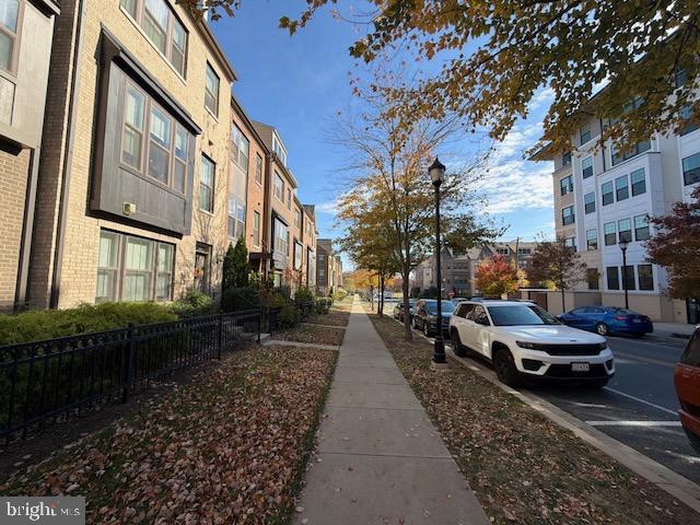 RIVERDALE PARK STATION - Residential Lease