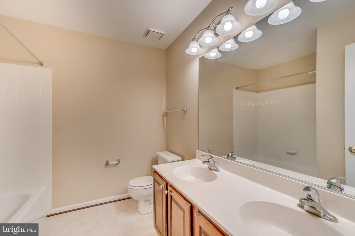 MANORS OF PARK RIDGE - Residential