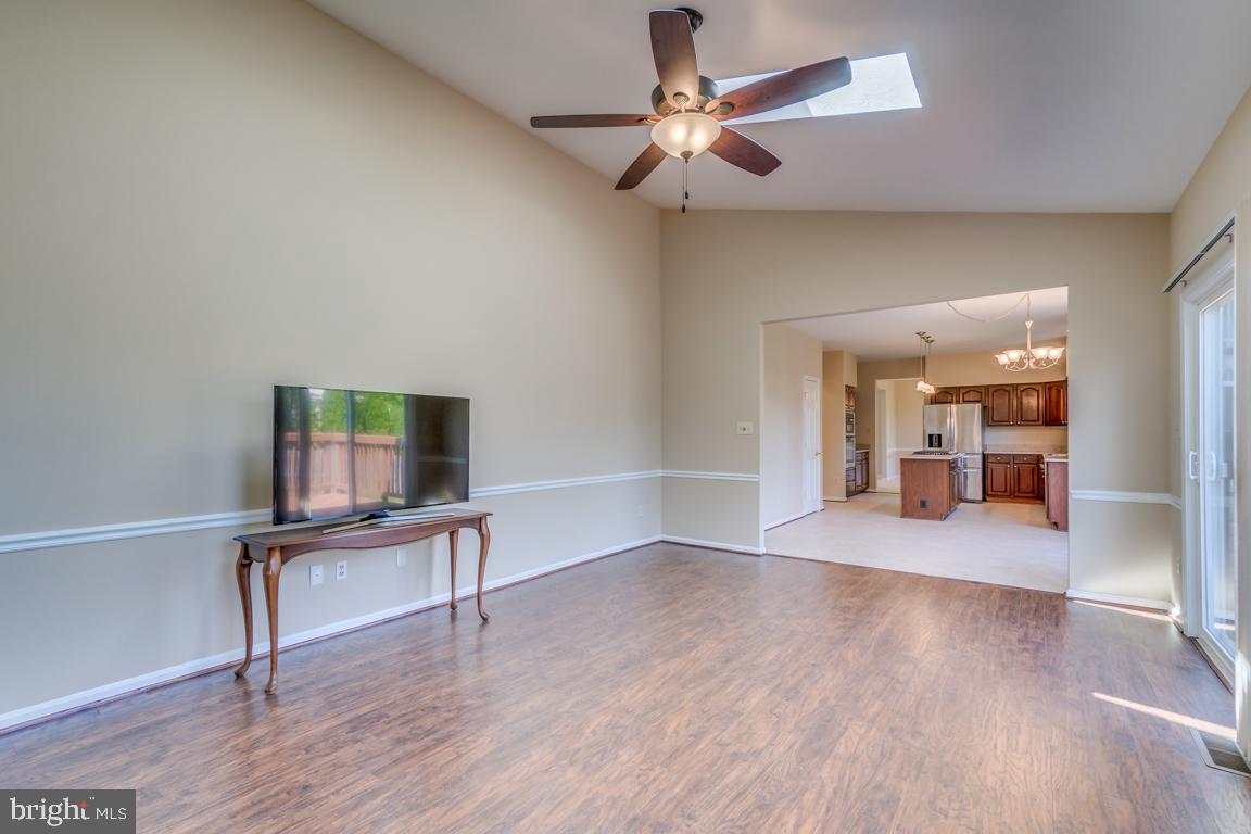 MANORS OF PARK RIDGE - Residential