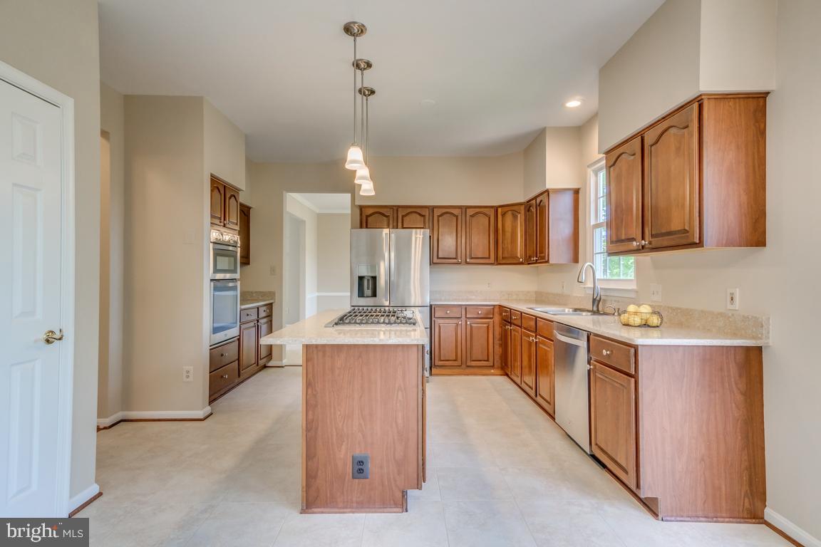 MANORS OF PARK RIDGE - Residential