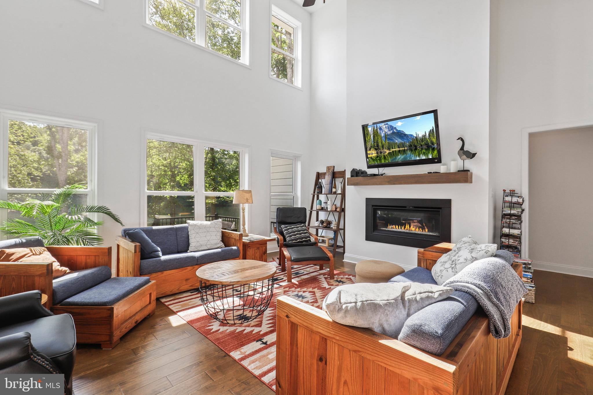 NOAH'S LANDING - Residential