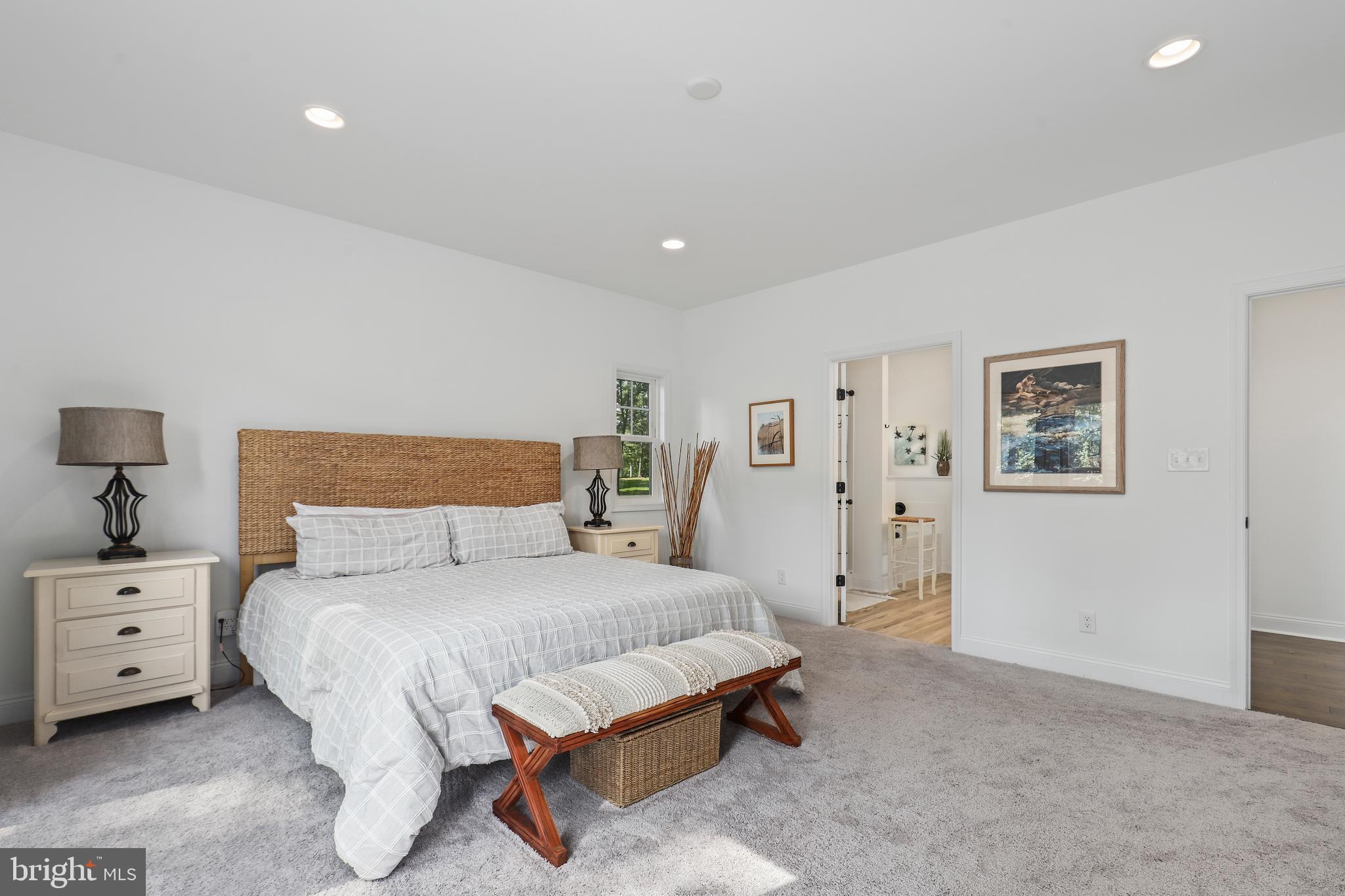 NOAH'S LANDING - Residential