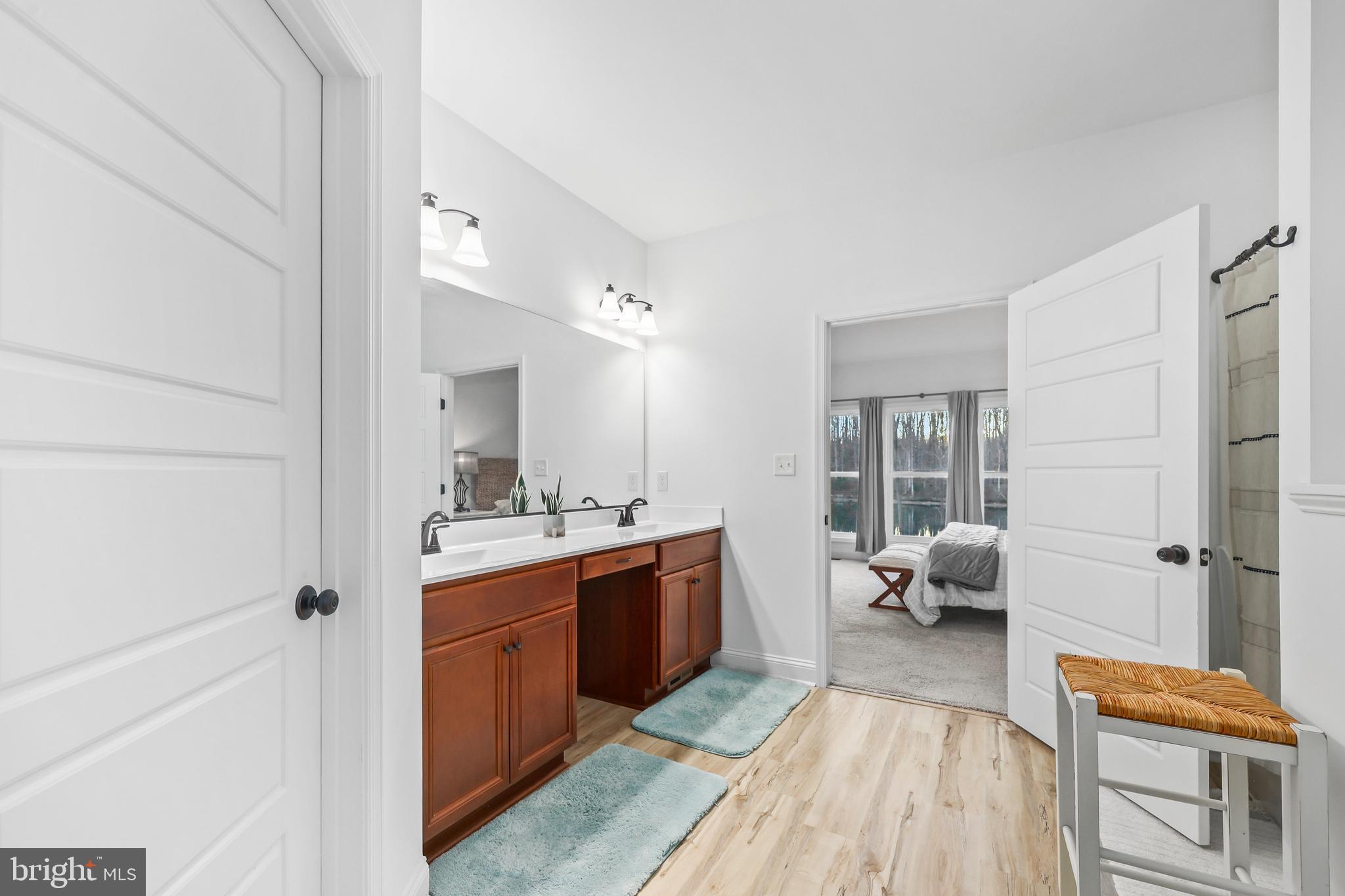 NOAH'S LANDING - Residential