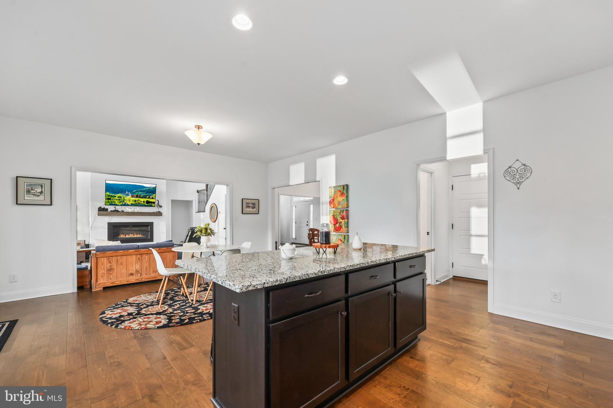 NOAH'S LANDING - Residential