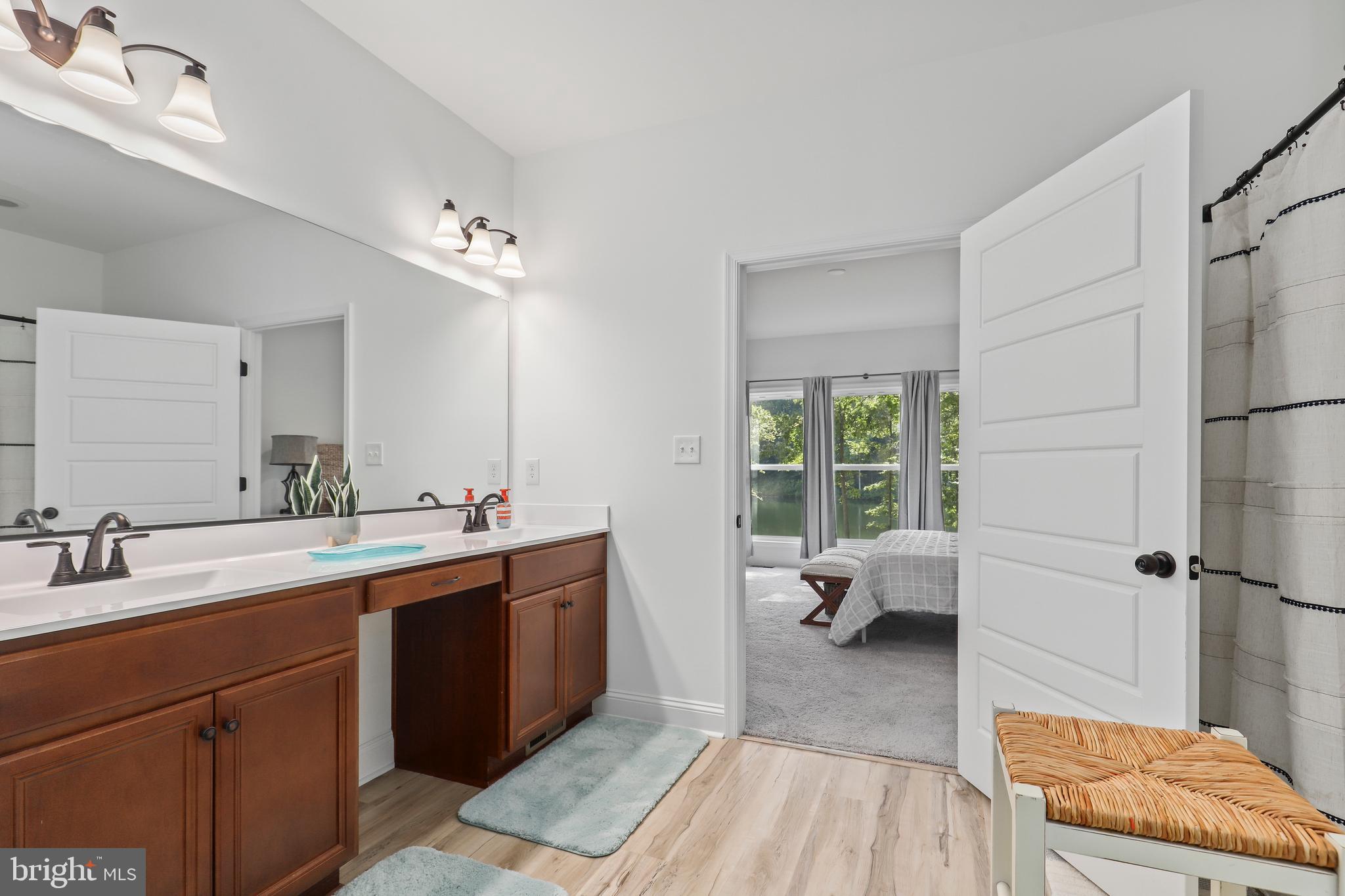 NOAH'S LANDING - Residential