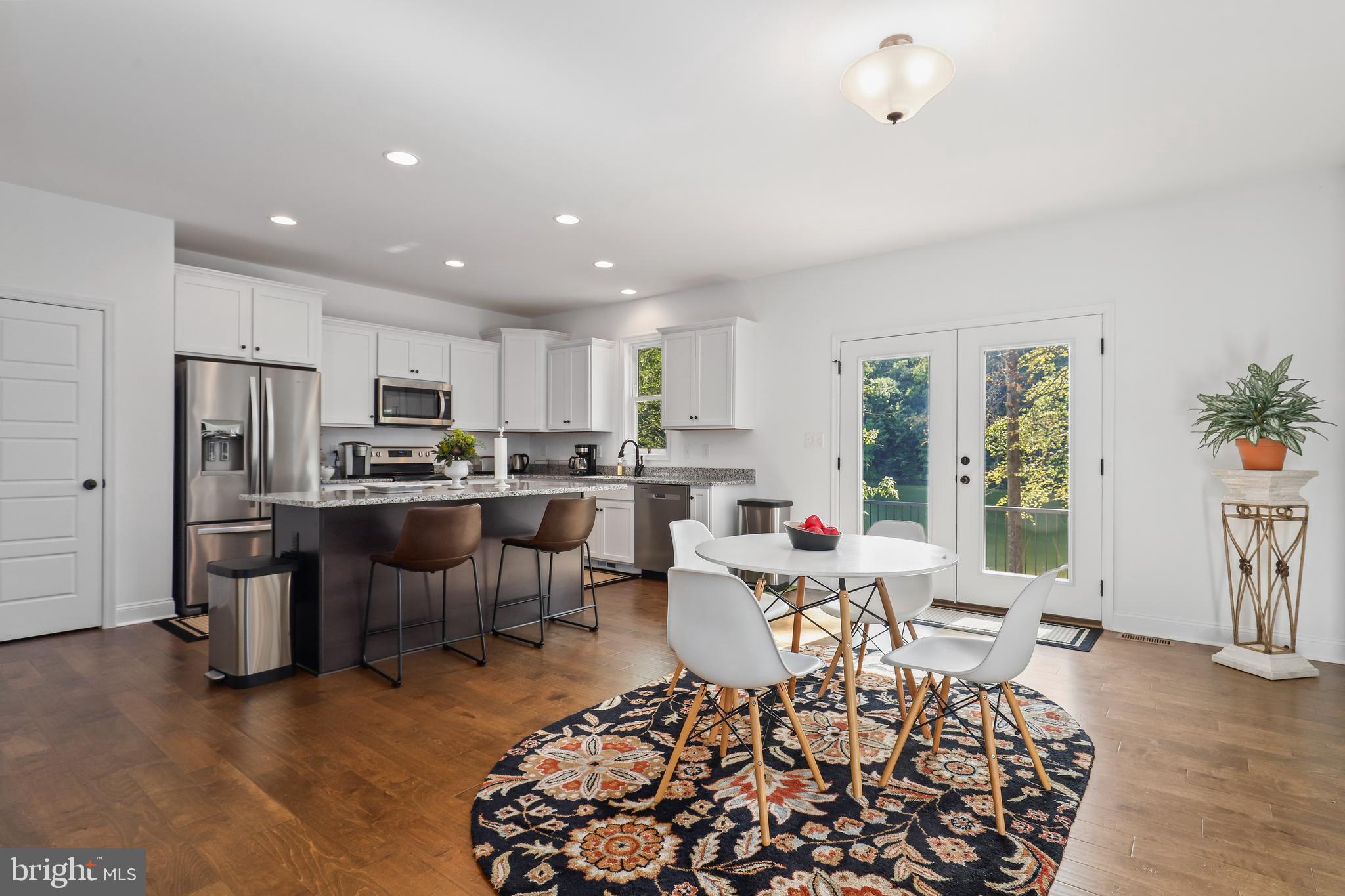 NOAH'S LANDING - Residential