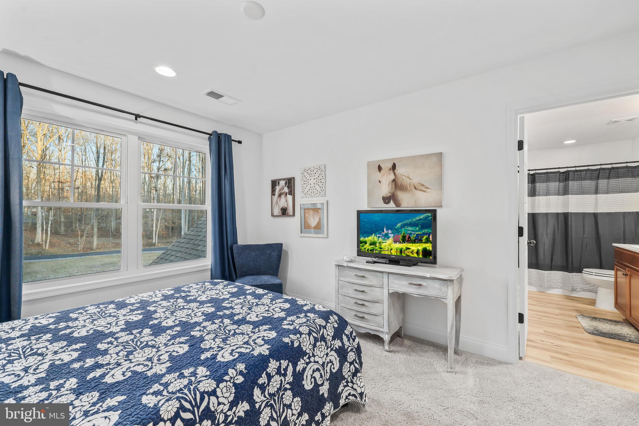 NOAH'S LANDING - Residential