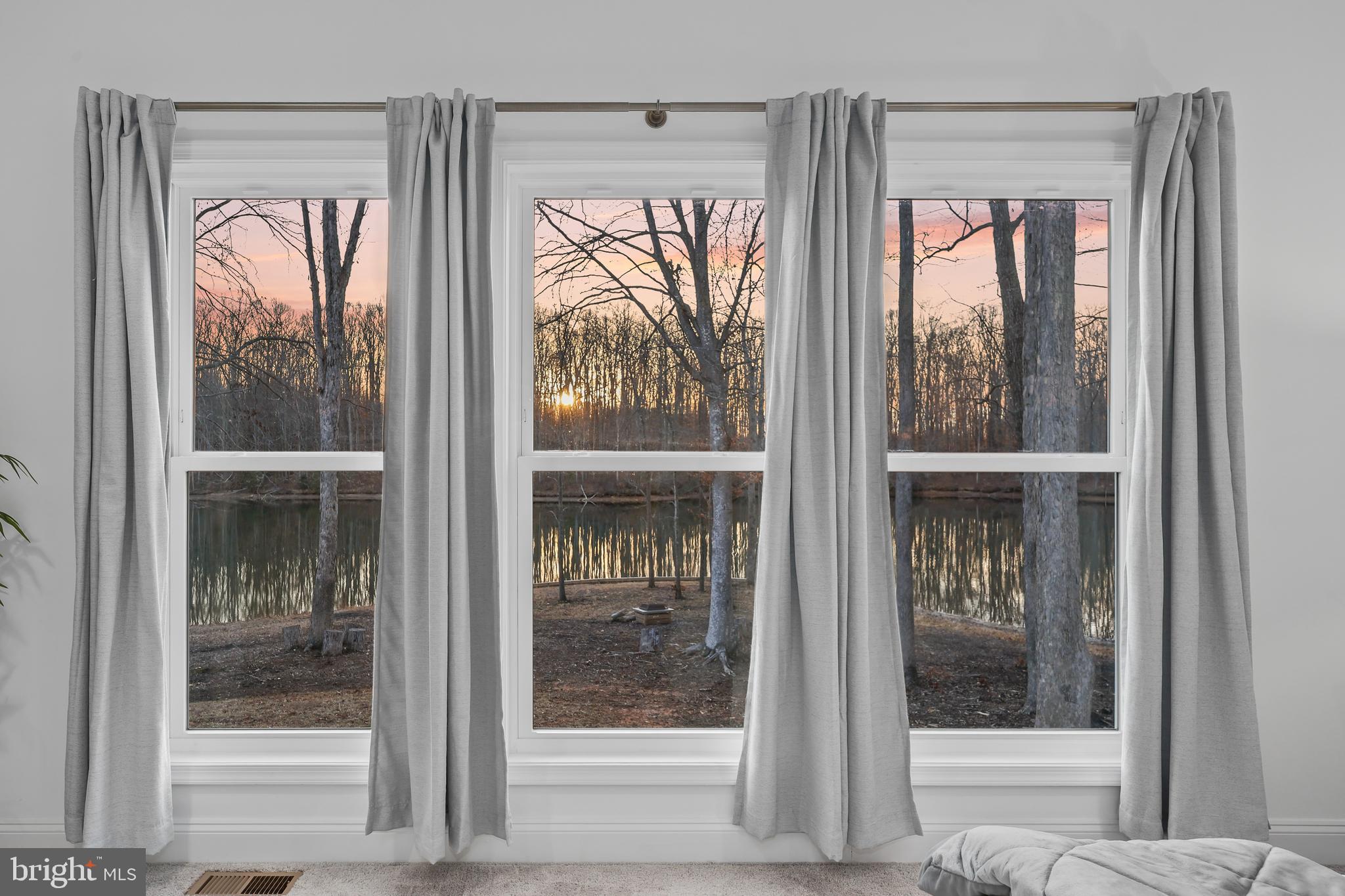 NOAH'S LANDING - Residential