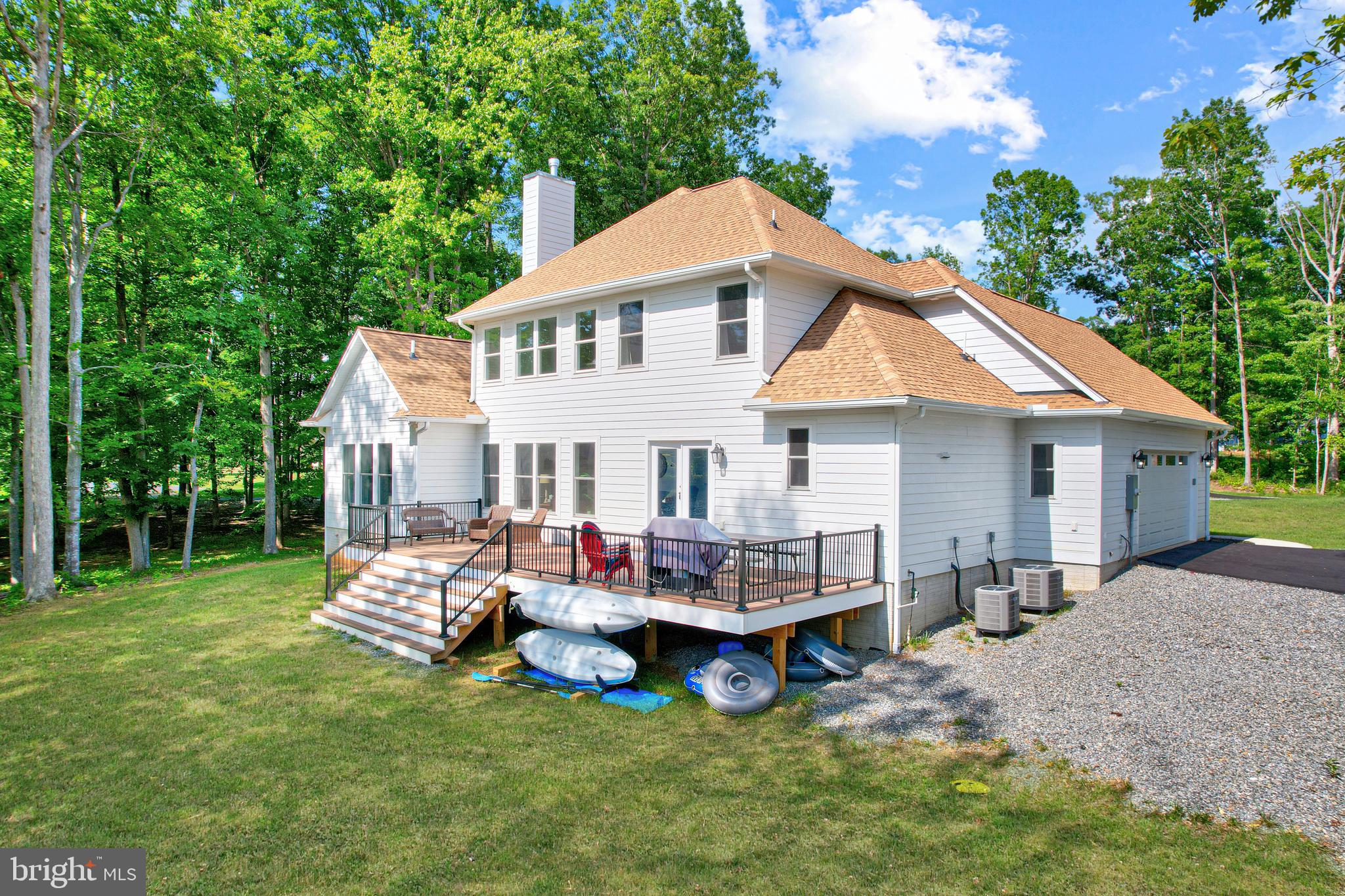 NOAH'S LANDING - Residential