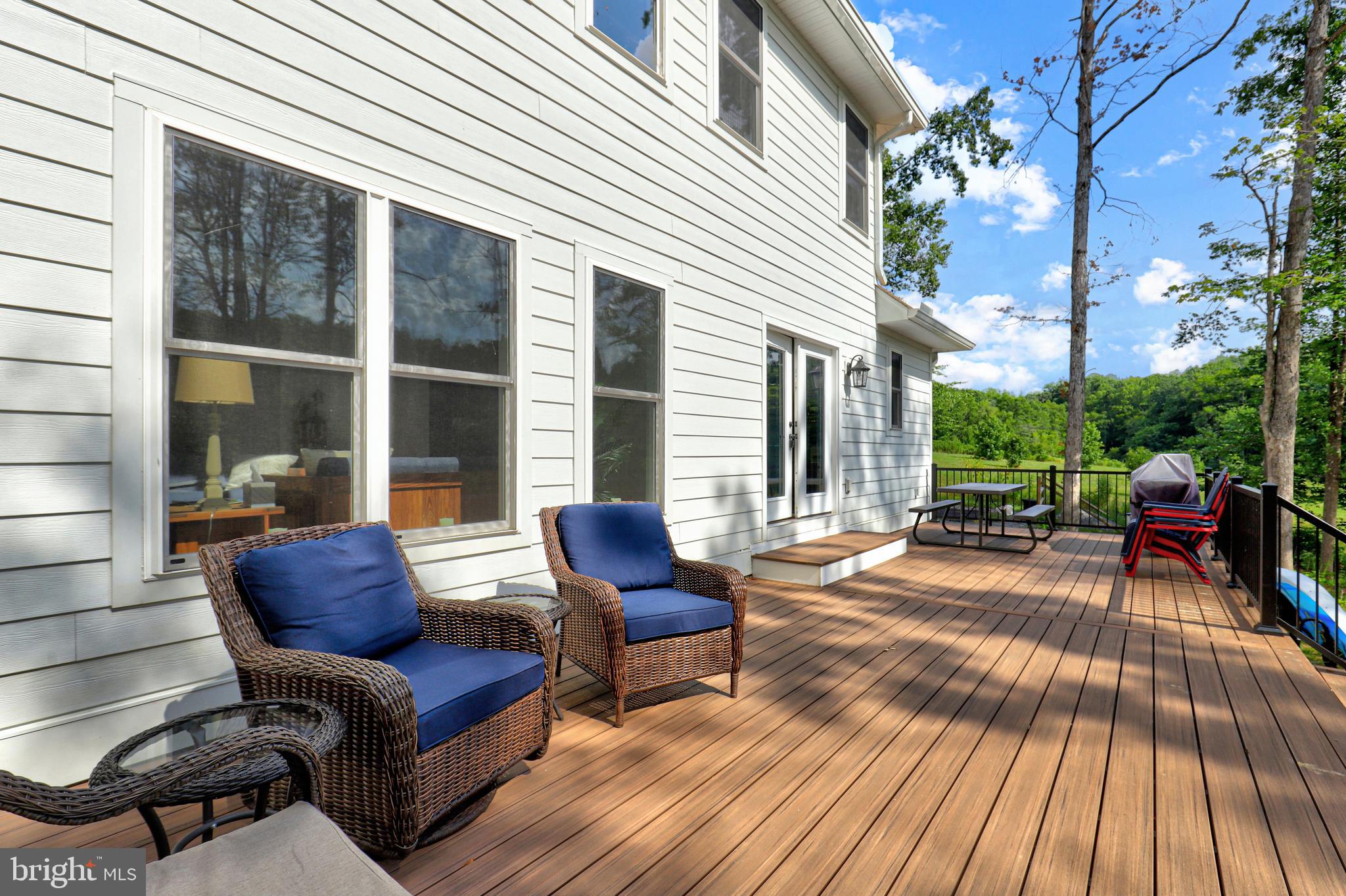 NOAH'S LANDING - Residential