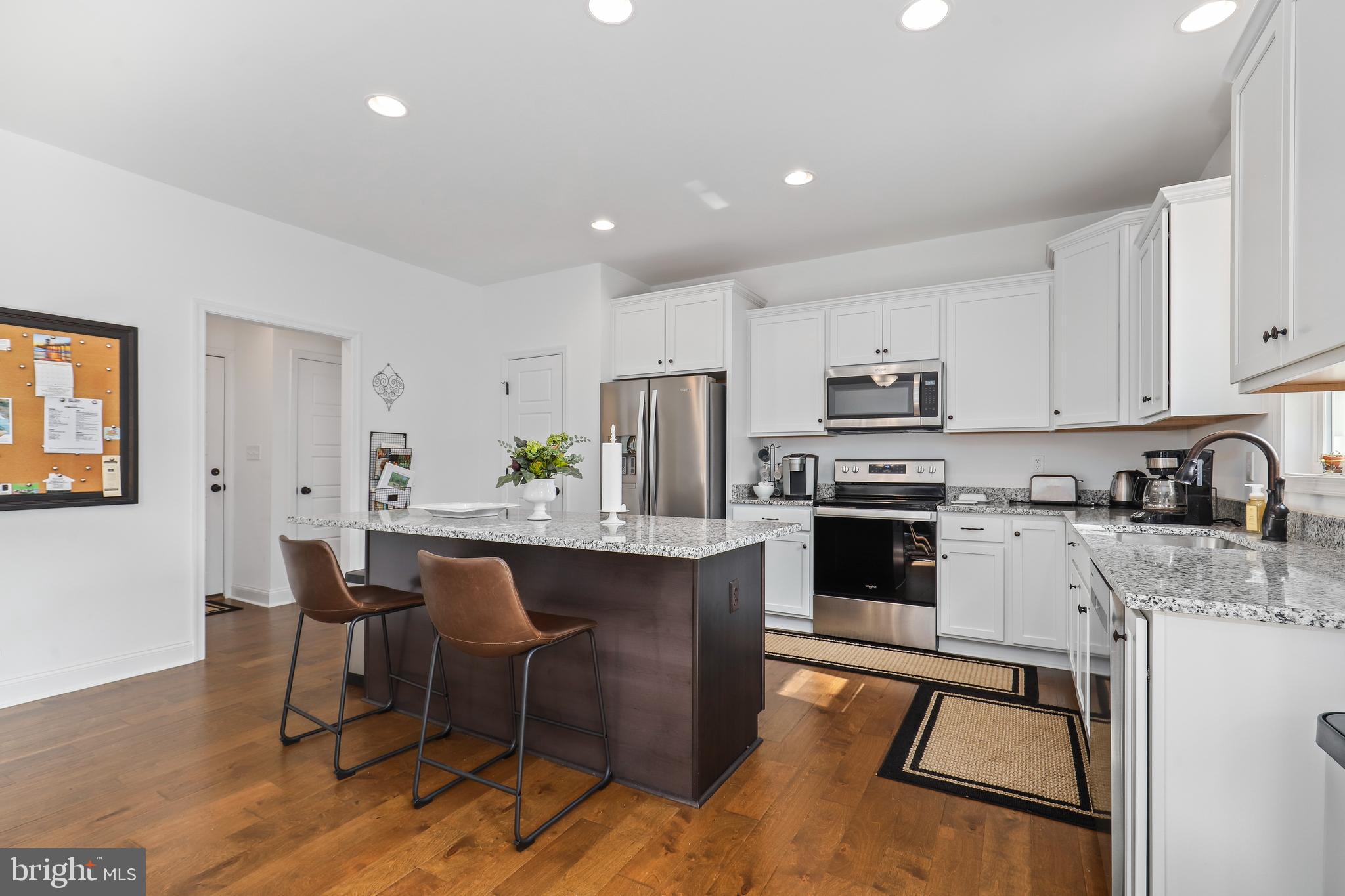 NOAH'S LANDING - Residential