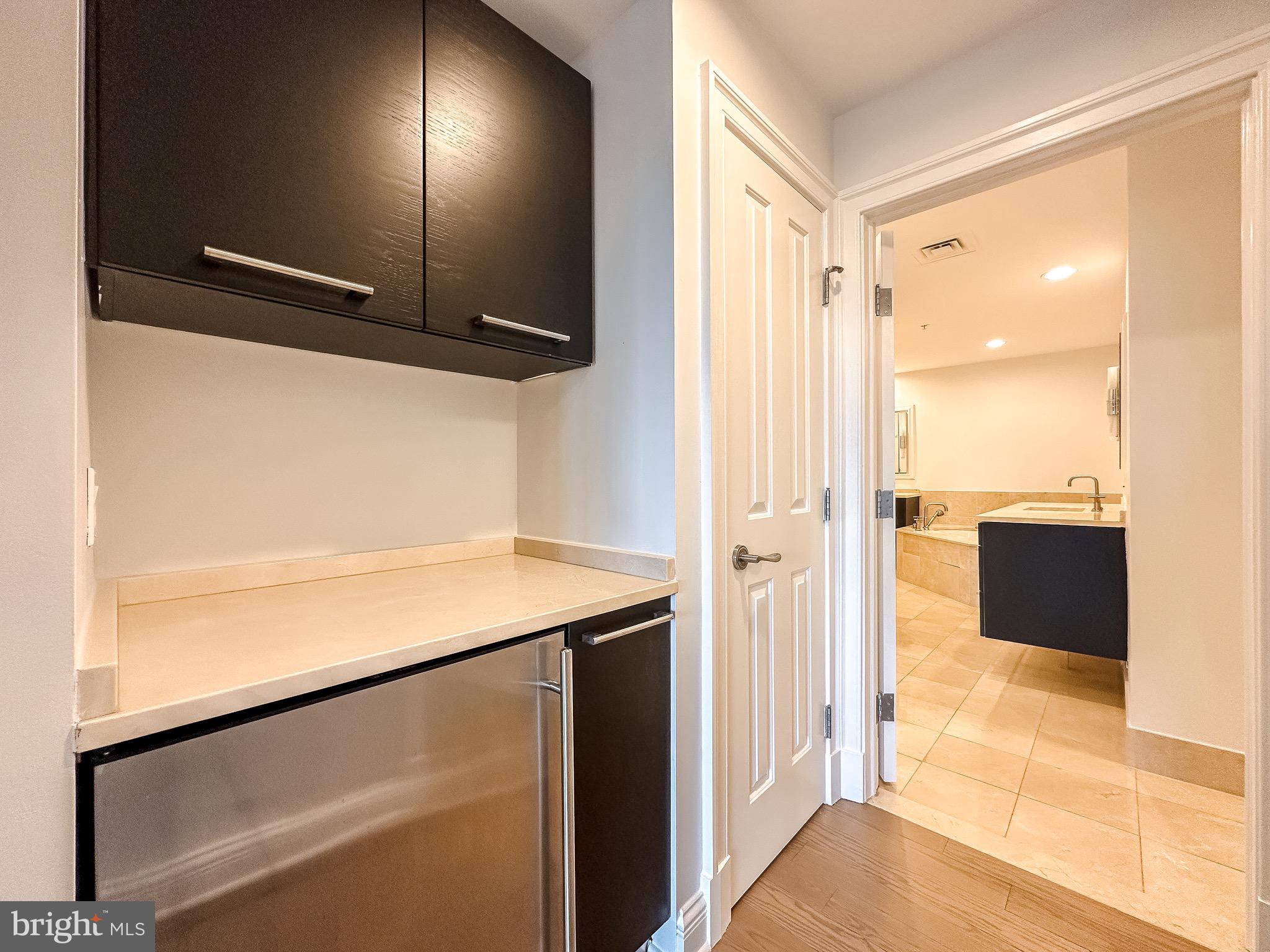 INNER HARBOR - Residential Lease