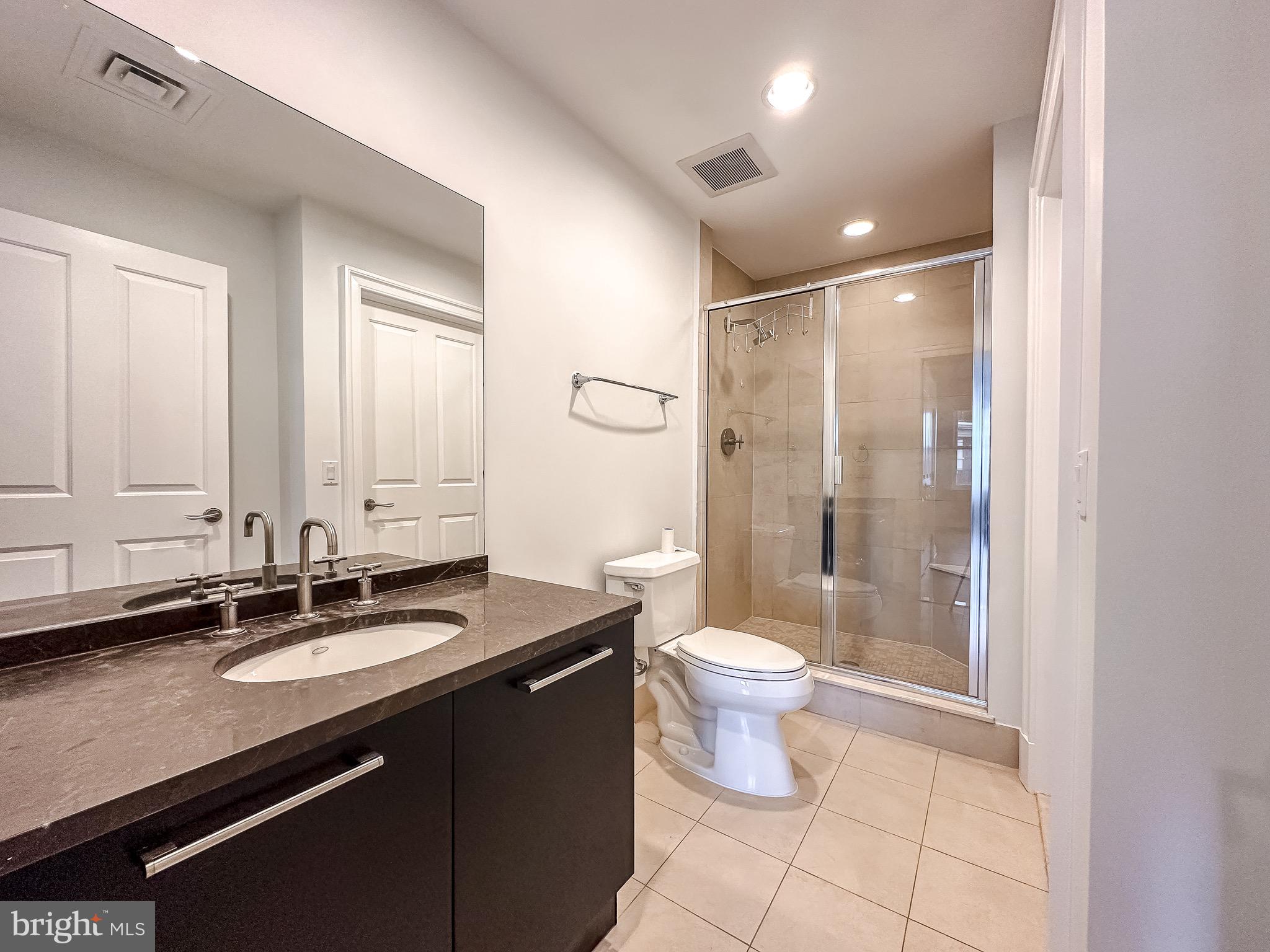 INNER HARBOR - Residential Lease