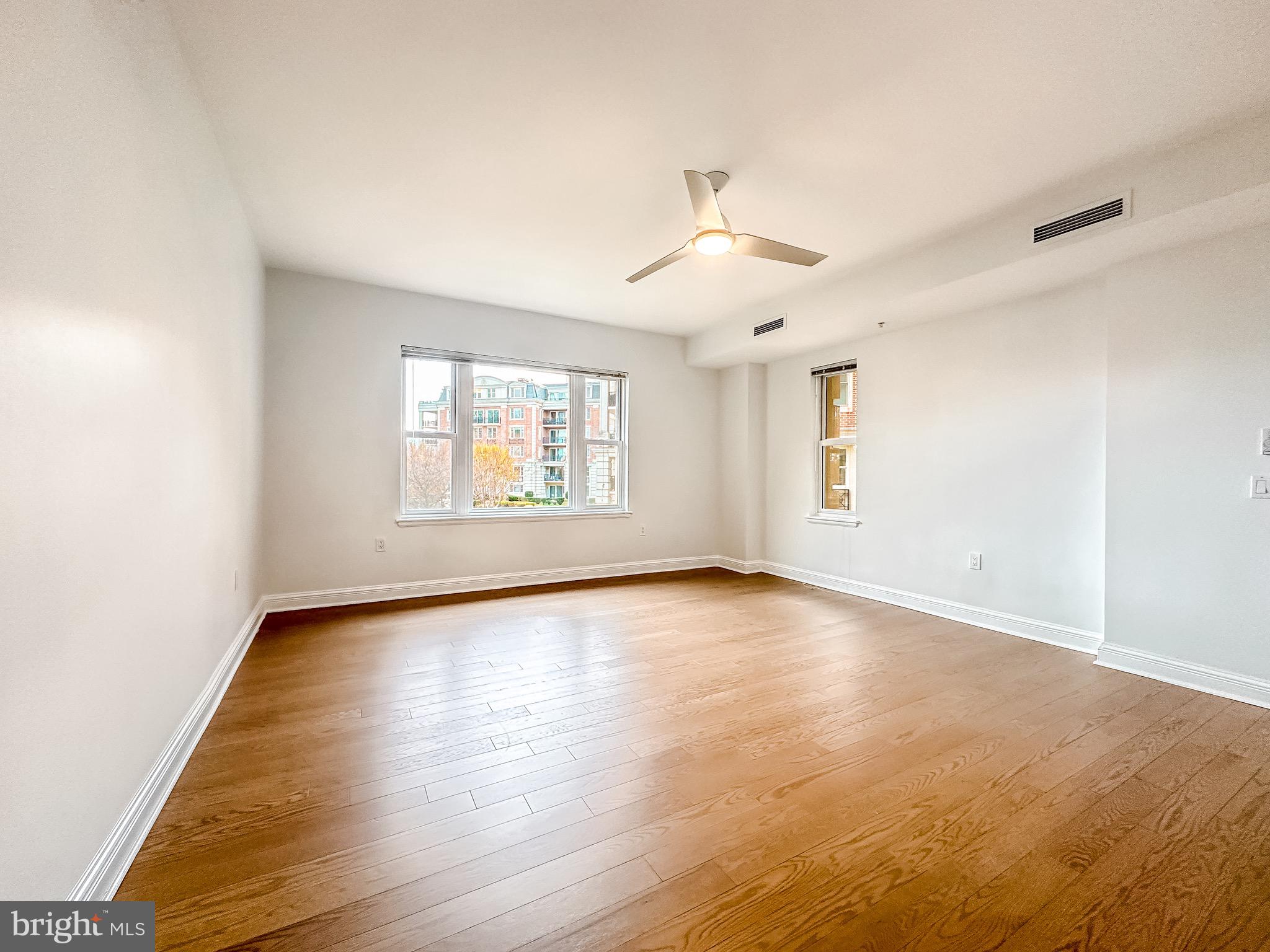 INNER HARBOR - Residential Lease