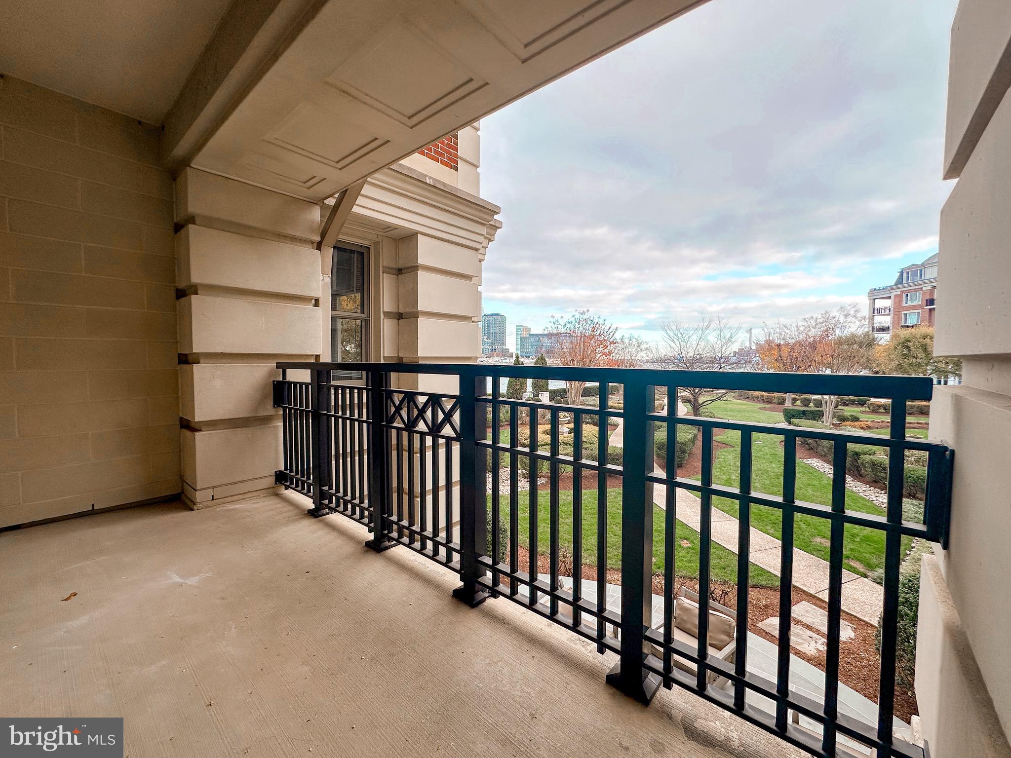 INNER HARBOR - Residential Lease