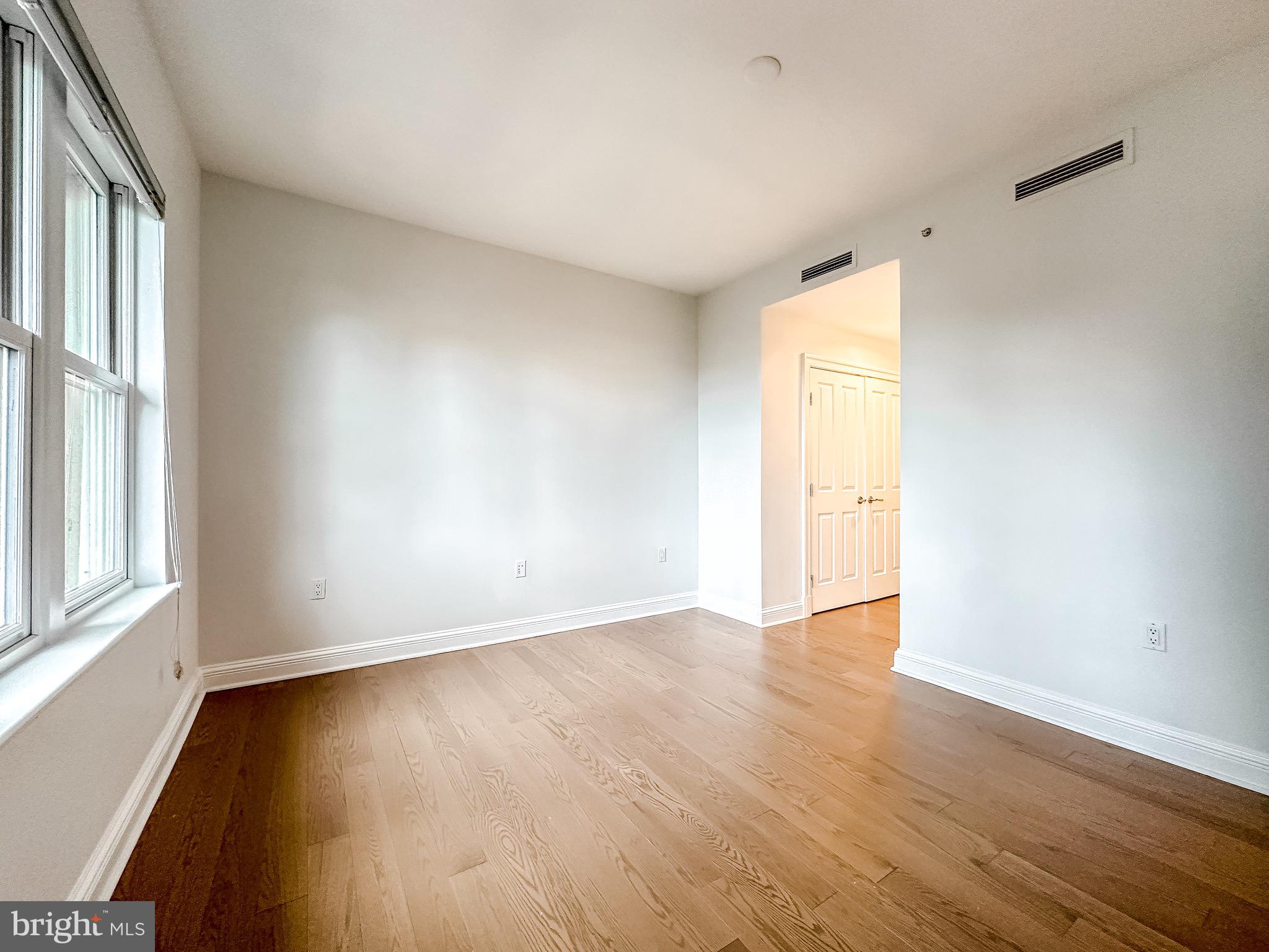 INNER HARBOR - Residential Lease