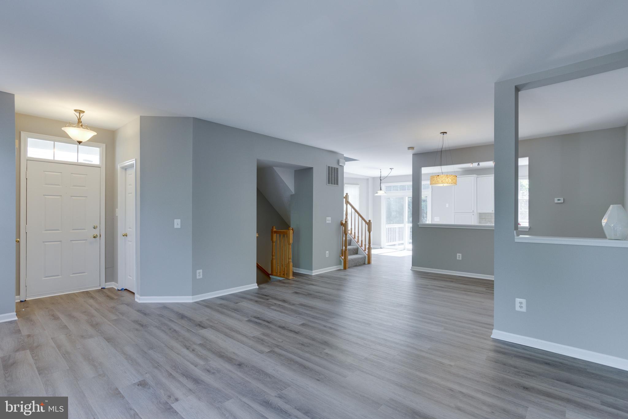 GREAT FALLS CHASE - Residential